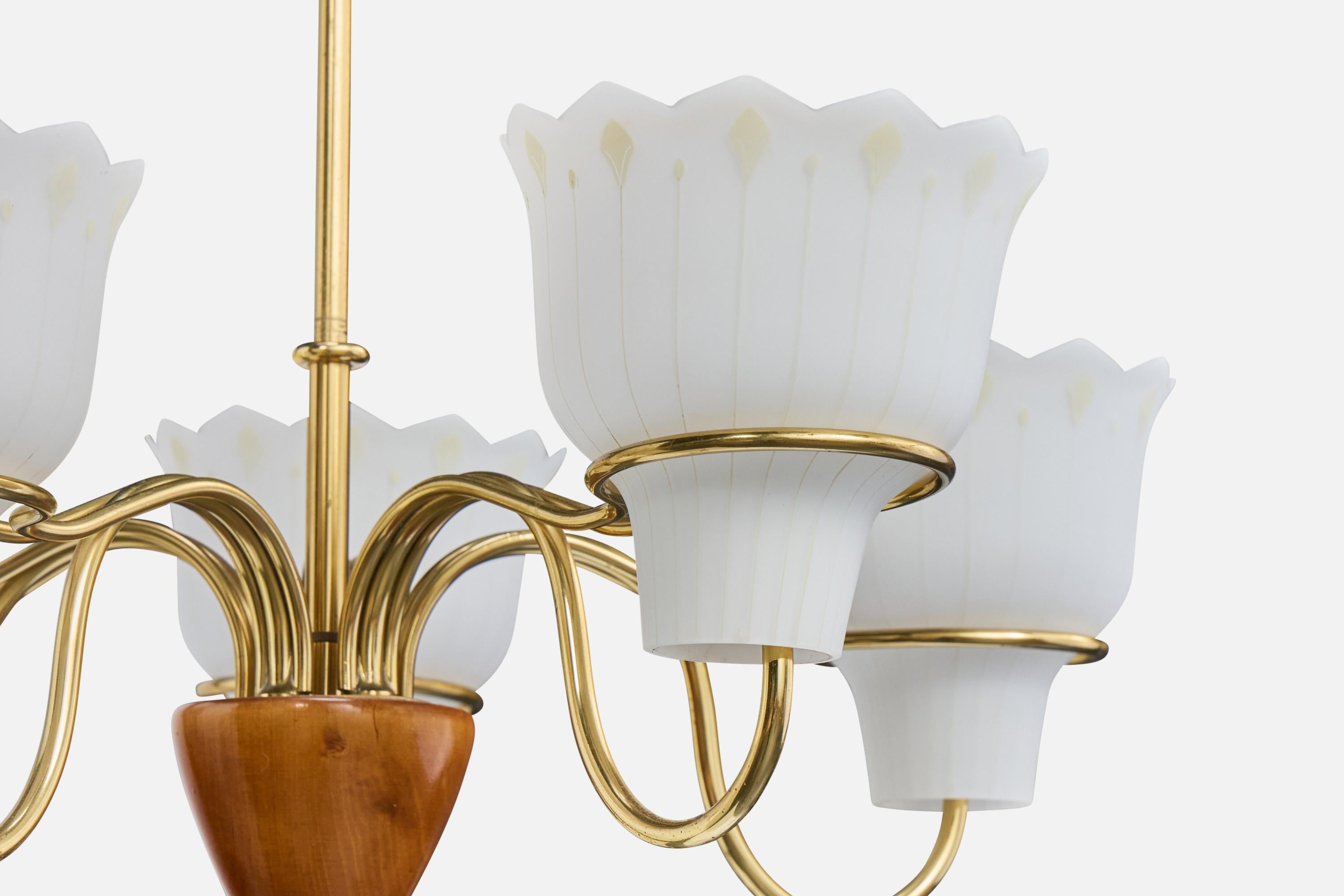 Diseñador sueco, araña, latón, madera, cristal, Suecia, años 1950 mediados del siglo XX en venta