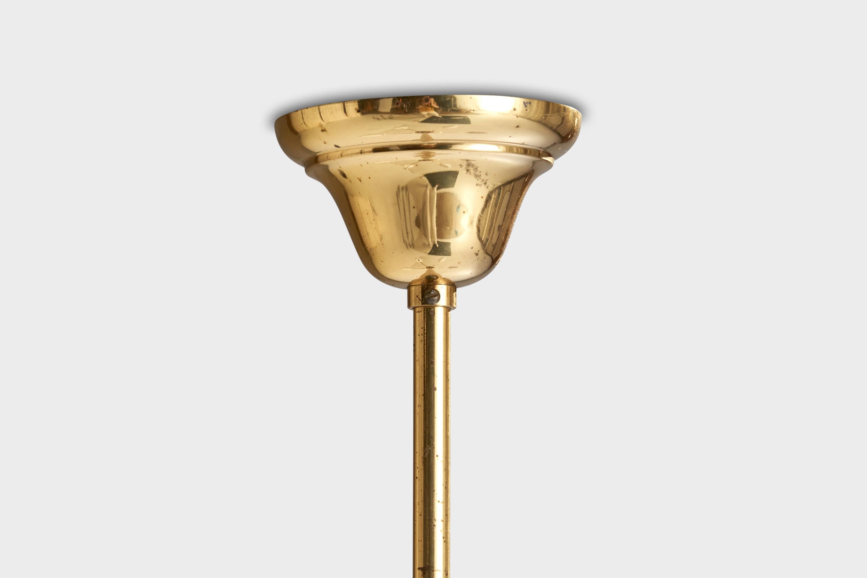 Designer suédois, lustre en laiton, bois, verre, Suède, années 1950 en vente 2