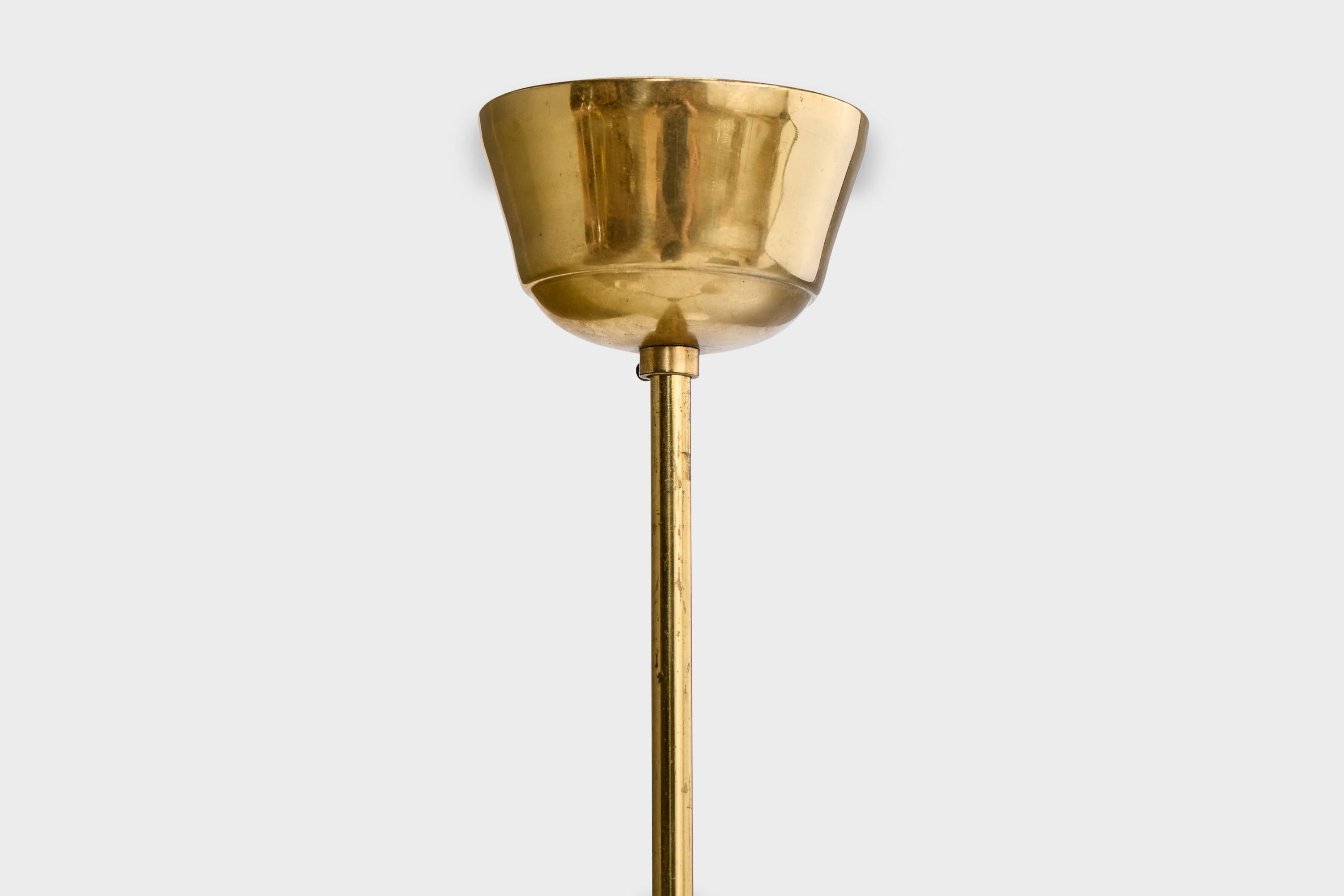 Designer suédois, lustre, laiton, bois, verre, Suède, années 1950 en vente 2