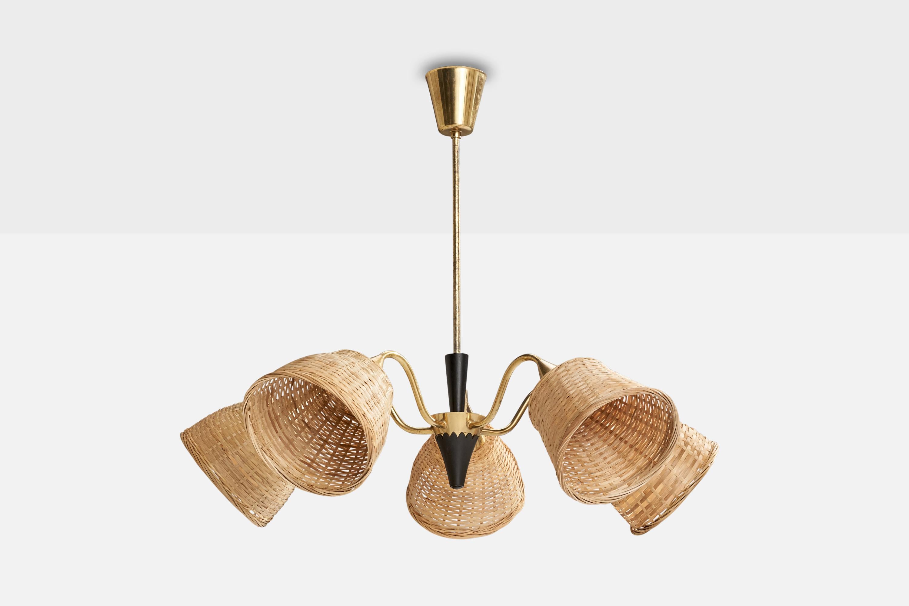 Lustre en laiton, métal, bois et rotin conçu et produit en Suède, C.C.

Dimensions de l'auvent (pouces) : 3.45