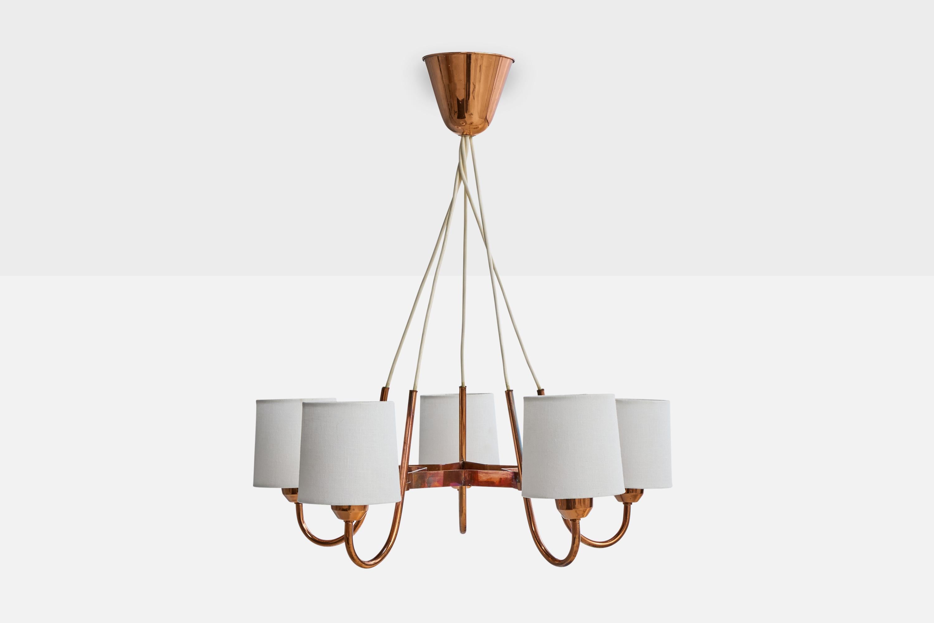 Swedish Designer, Chandelier, Copper, Fabric, Sweden, 1940s Escandinavo moderno en venta