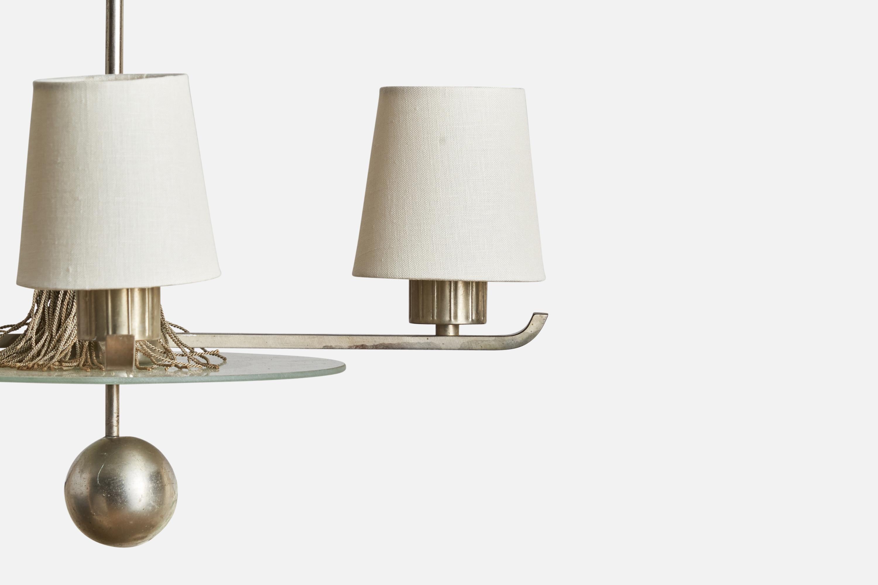 Métal Designer suédois, lustre, métal, tissu, verre, Suède, années 1930 en vente