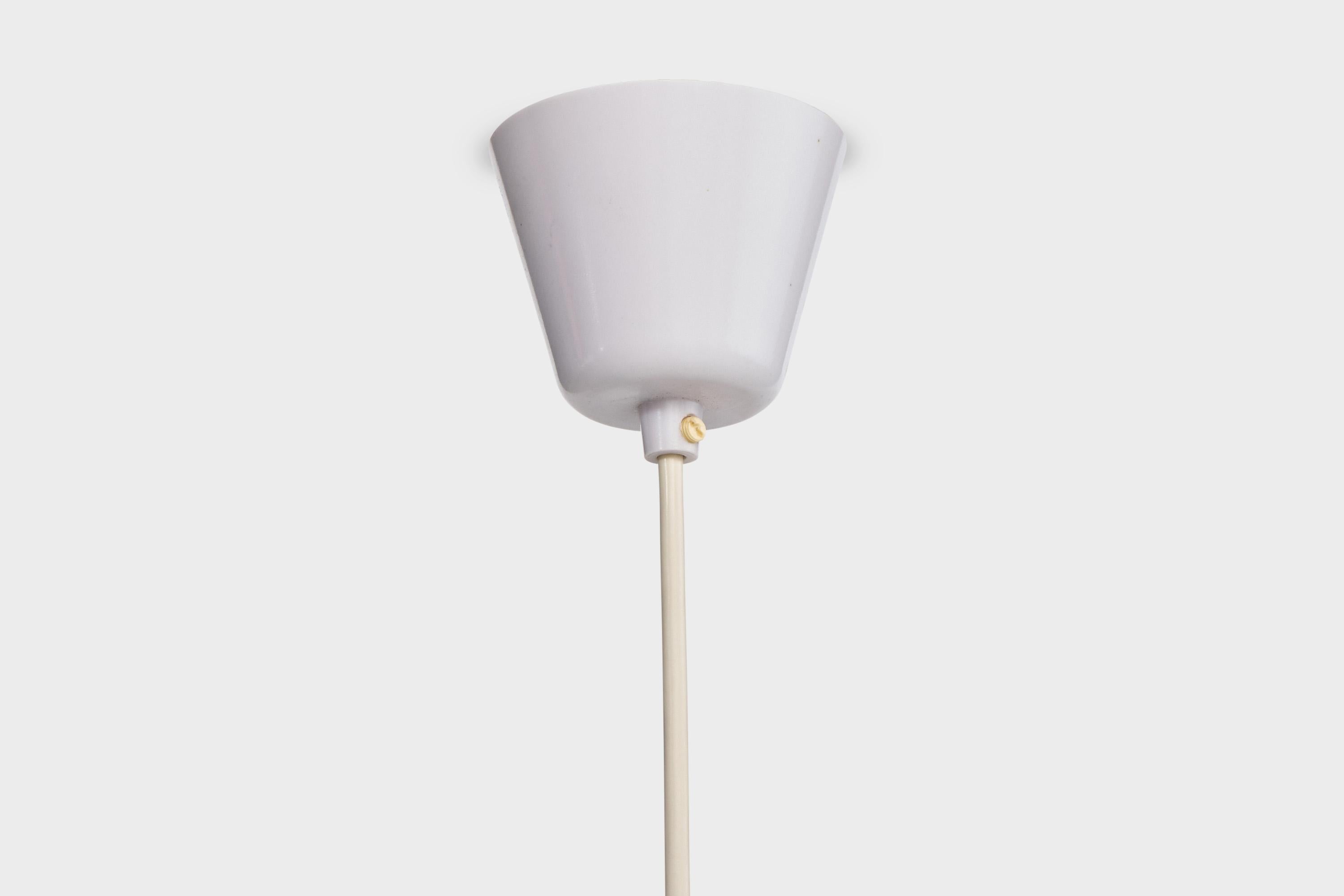 Designer suédois, lustre, pin, verre, Suède, 1970 en vente 4