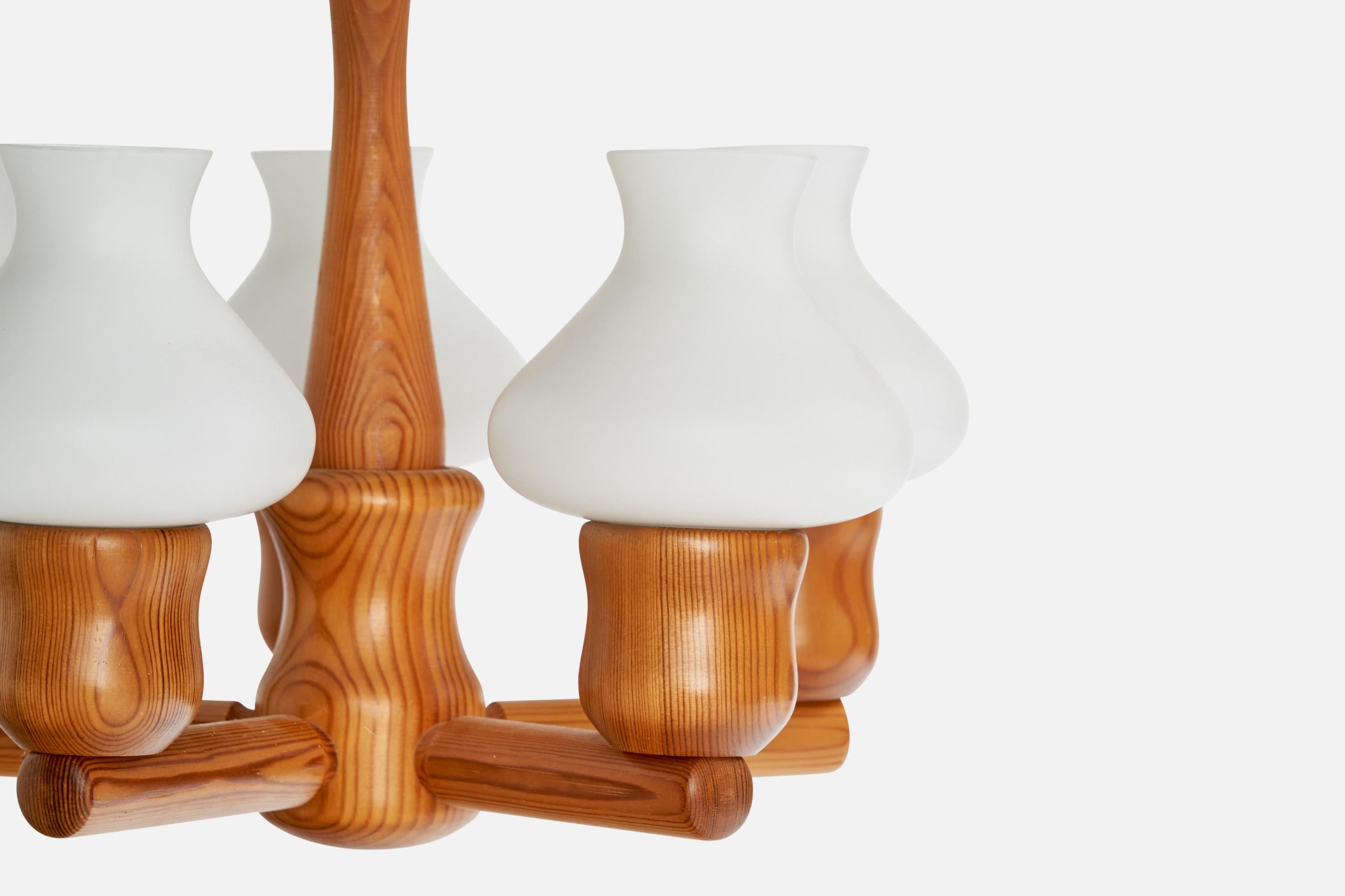 Designer suédois, lustre, pin, verre, Suède, 1970 en vente 1