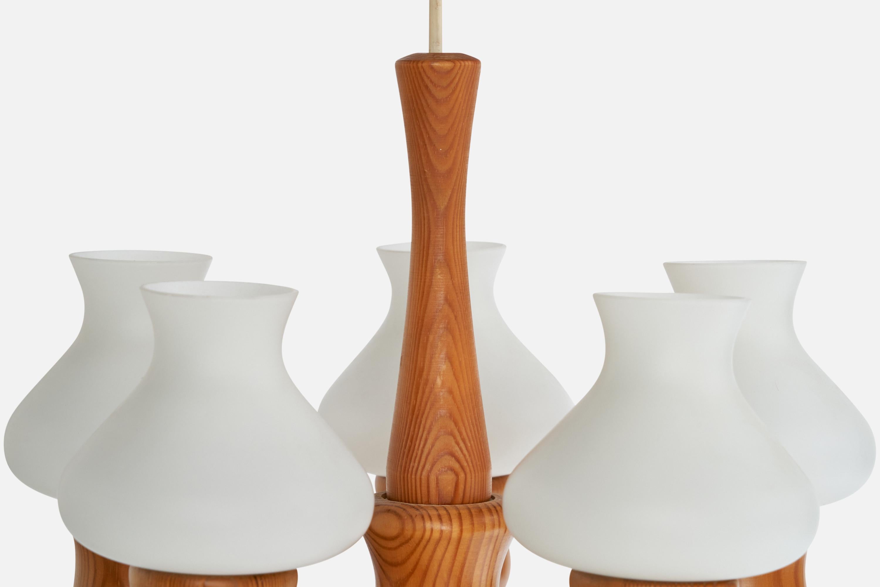 Designer suédois, lustre, pin, verre, Suède, 1970 en vente 2