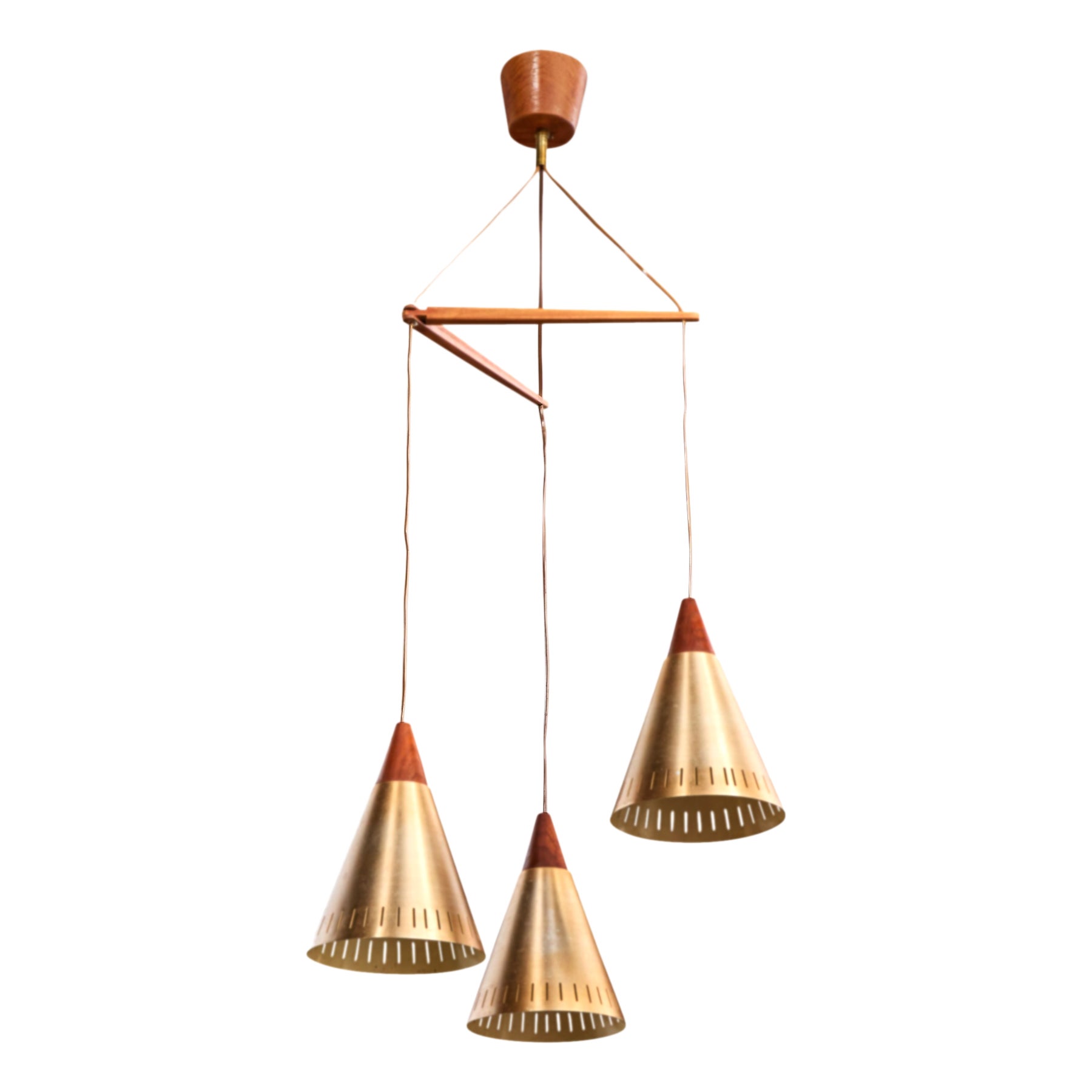 Lustre de designer suédois, teck, laiton, Suède, années 1950