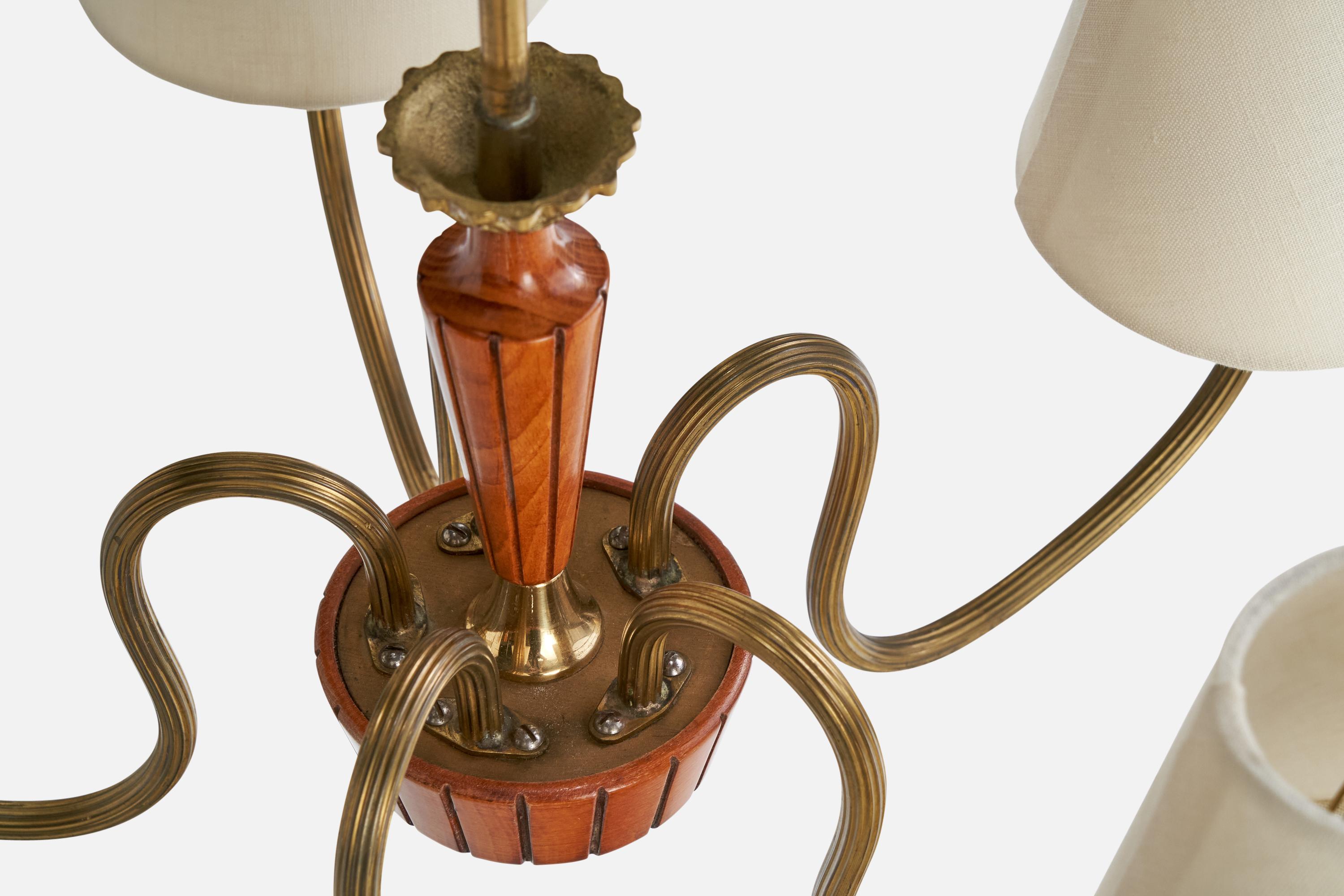 Lustre de designer suédois, bois, laiton, tissu, Suède, années 1940 en vente 1
