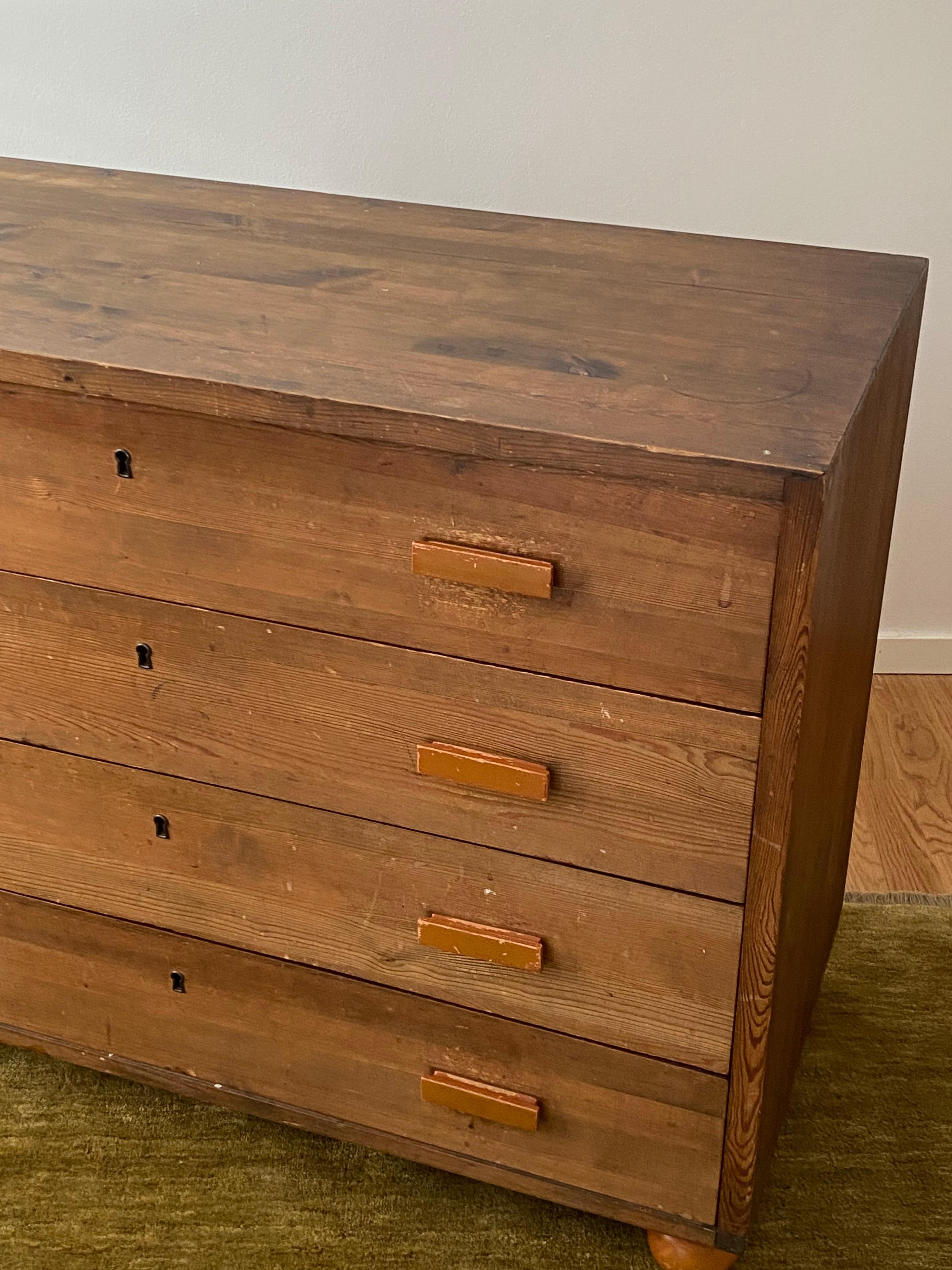 Mid-20th Century Swedish Designer, Chest of Drawers in Sportstuge Style Stained Pine Sweden 1940s