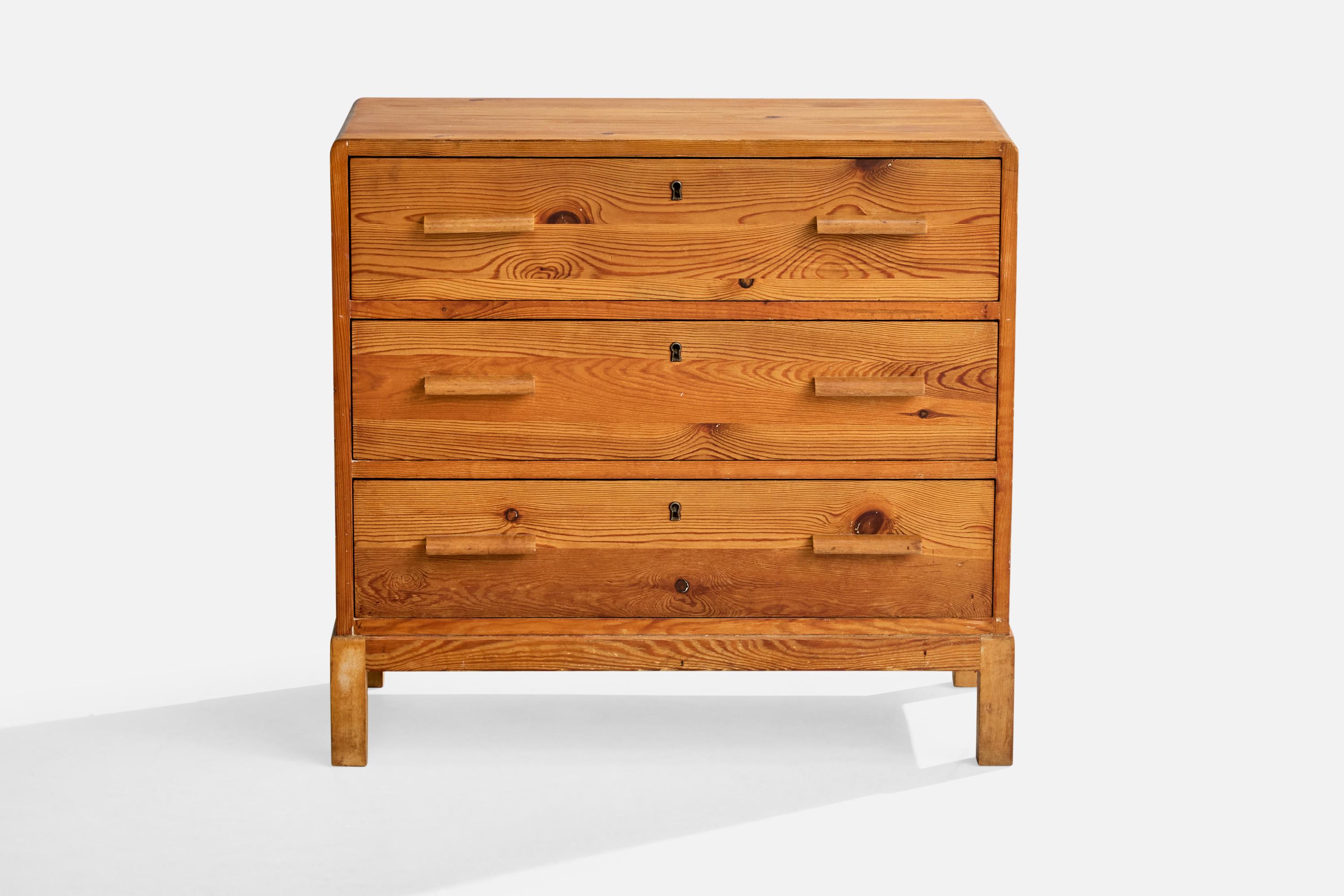 Scandinave moderne Créateur suédois, commode en pin, Suède, années 1940 en vente