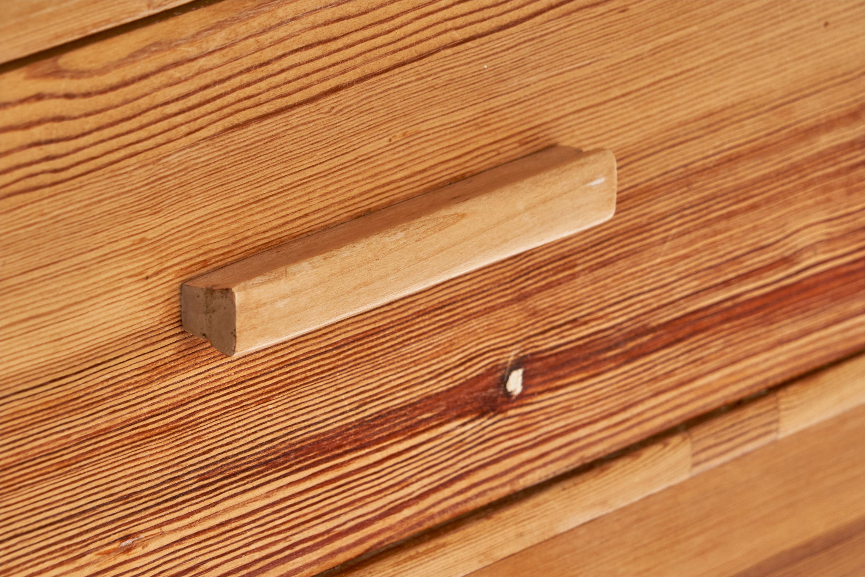 Pin Créateur suédois, commode en pin, Suède, années 1940 en vente