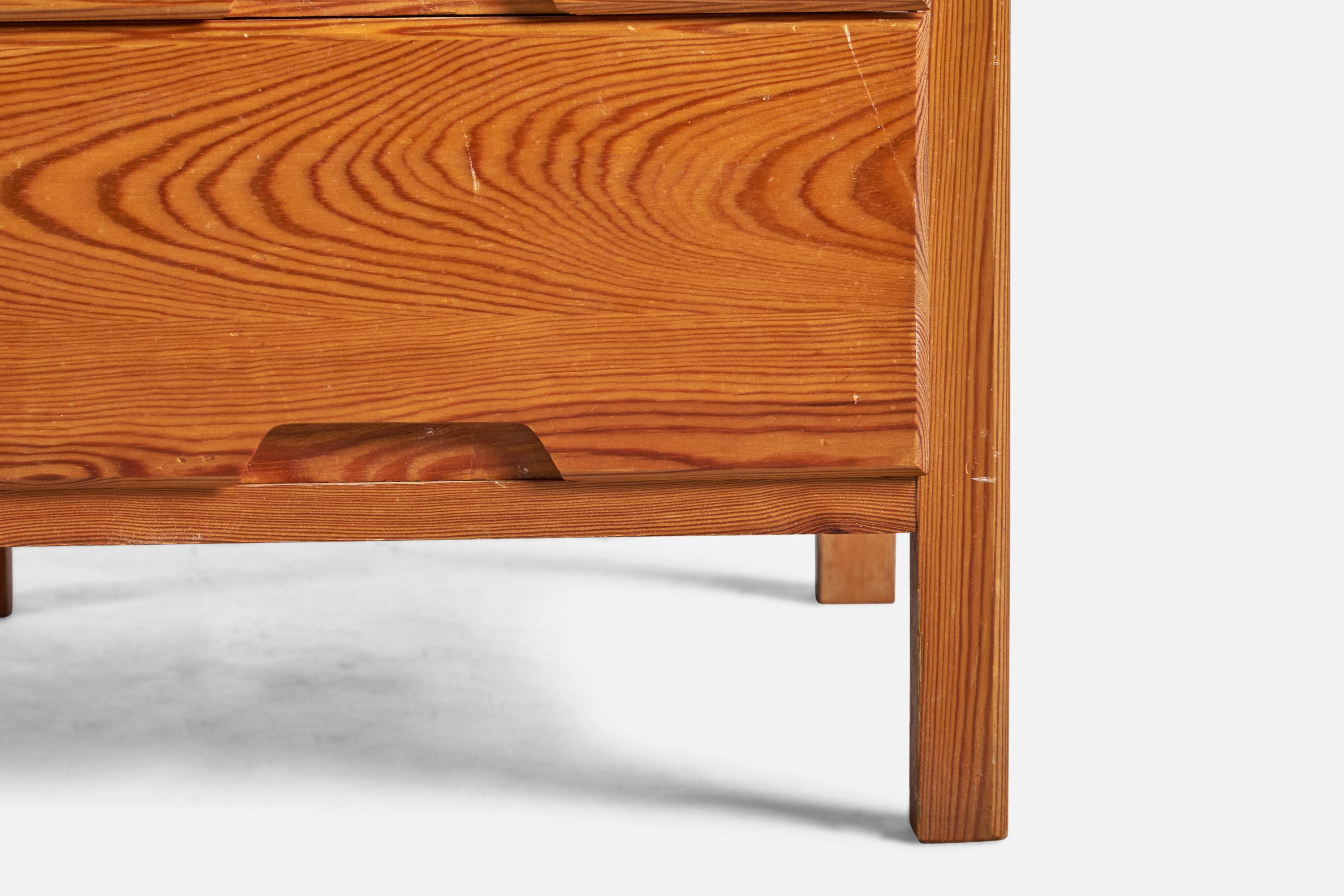 Mid-20th Century Swedish Designer, Chest of Drawers, Pine, Sweden, 1960s For Sale