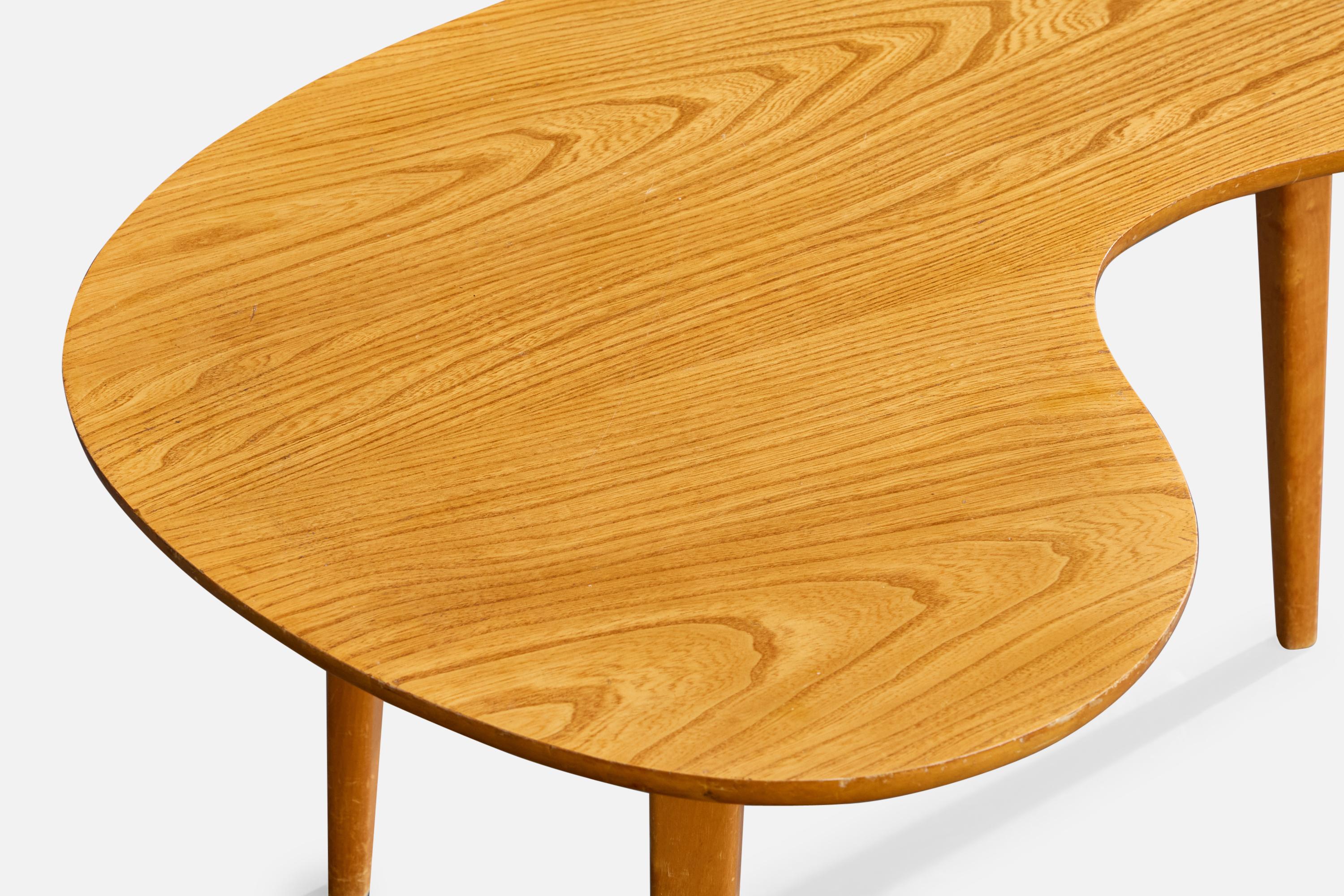 Table basse de designer suédois, Oak Oak, Birch, Suède, années 1950 en vente 3