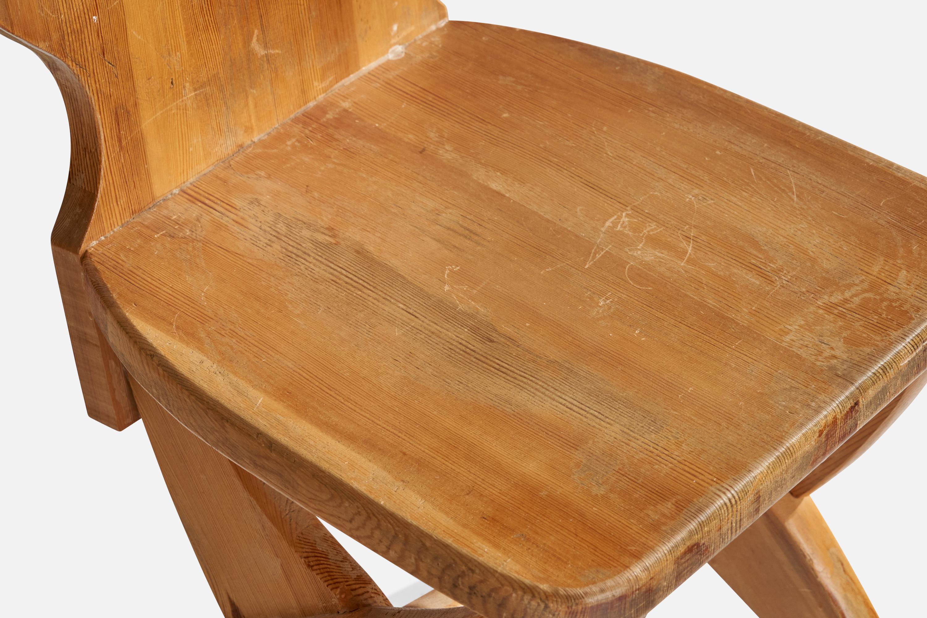 Designer suédois, chaises de salle à manger, pin, Suède, 1970 en vente 6