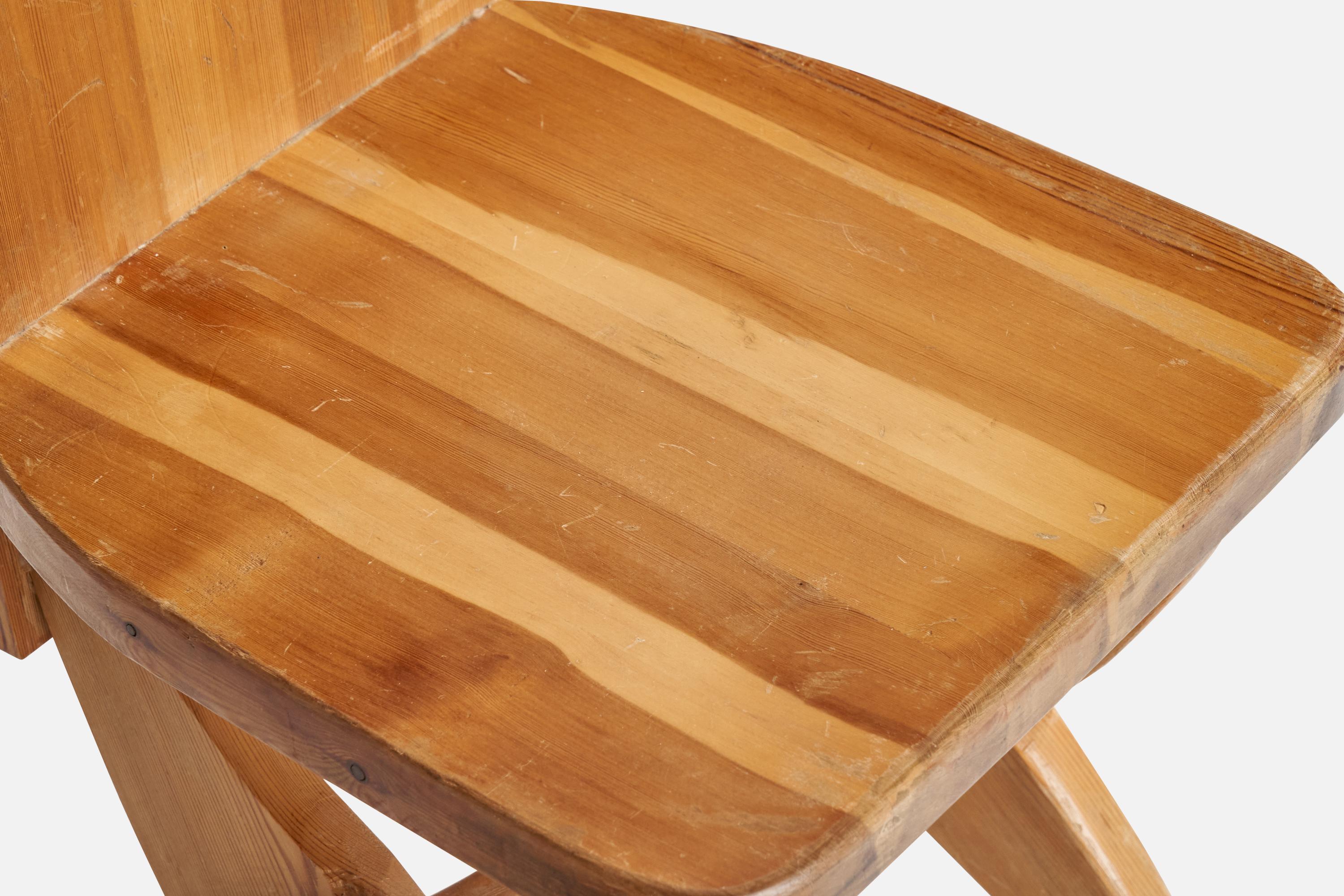 Designer suédois, chaises de salle à manger, pin, Suède, 1970 en vente 8