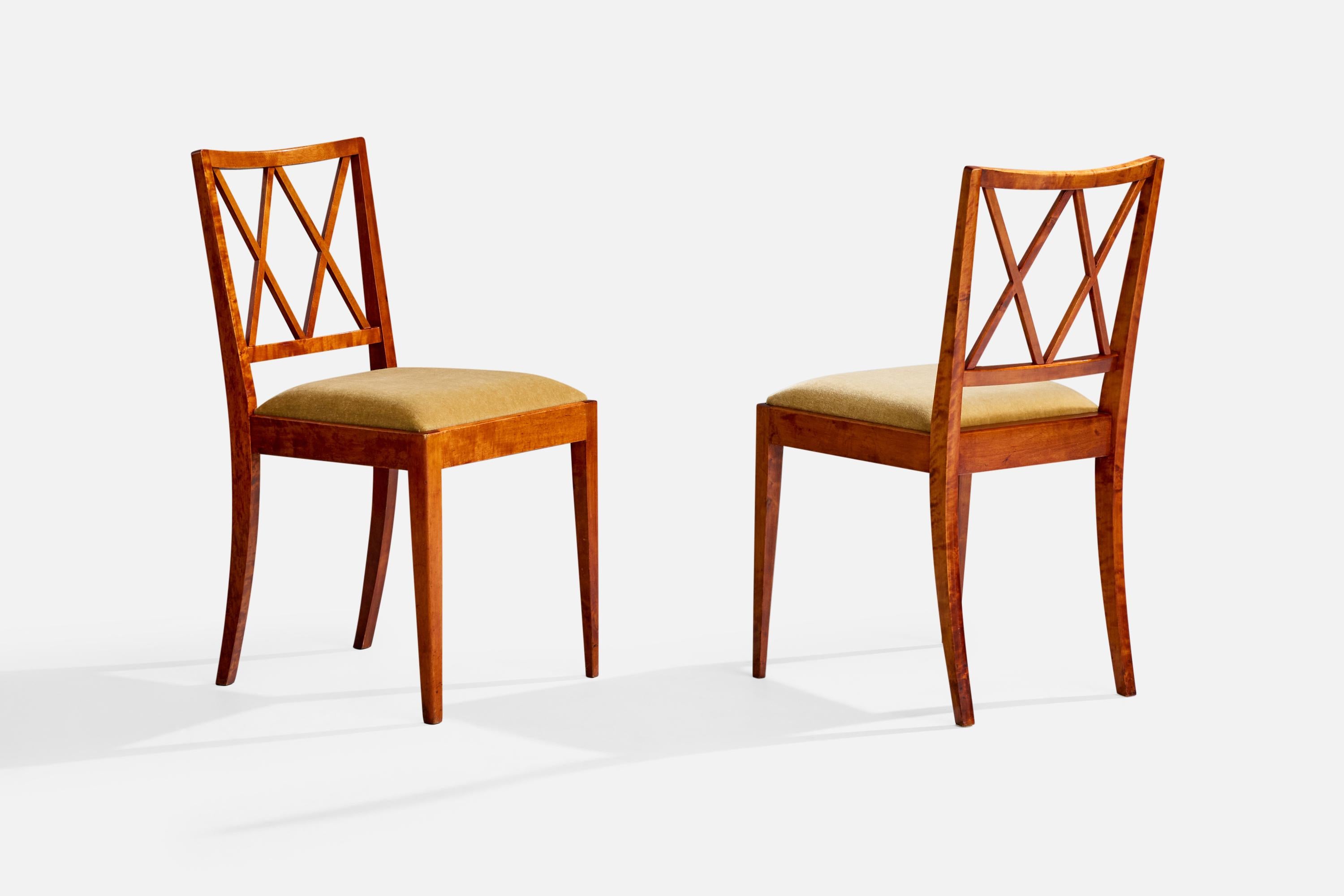 Suédois Designer suédois, chaises de salle à manger, bouleau, velours, Suède, années 1930 en vente