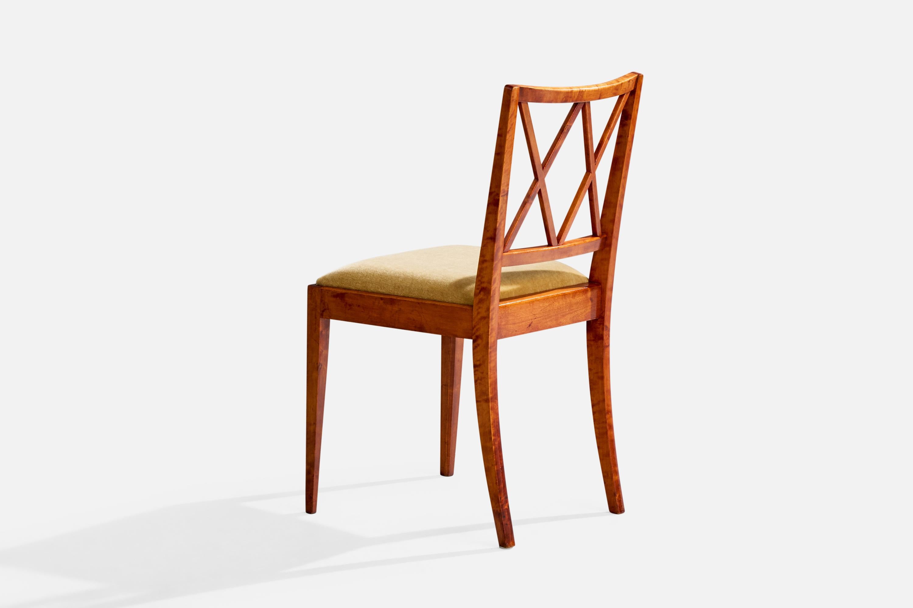 Velours Designer suédois, chaises de salle à manger, bouleau, velours, Suède, années 1930 en vente