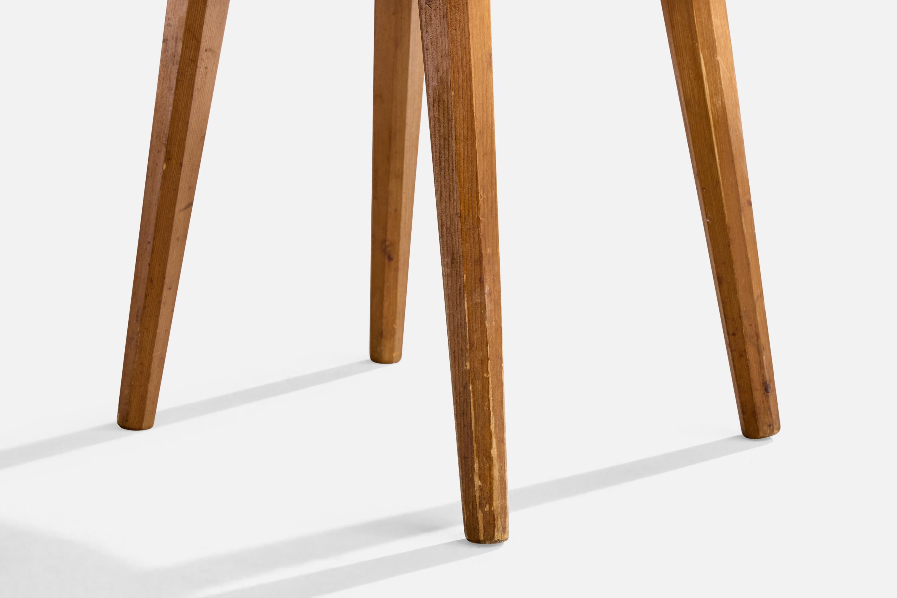 Designer suédois, chaises de salle à manger, pin, Suède, années 1960 en vente 5