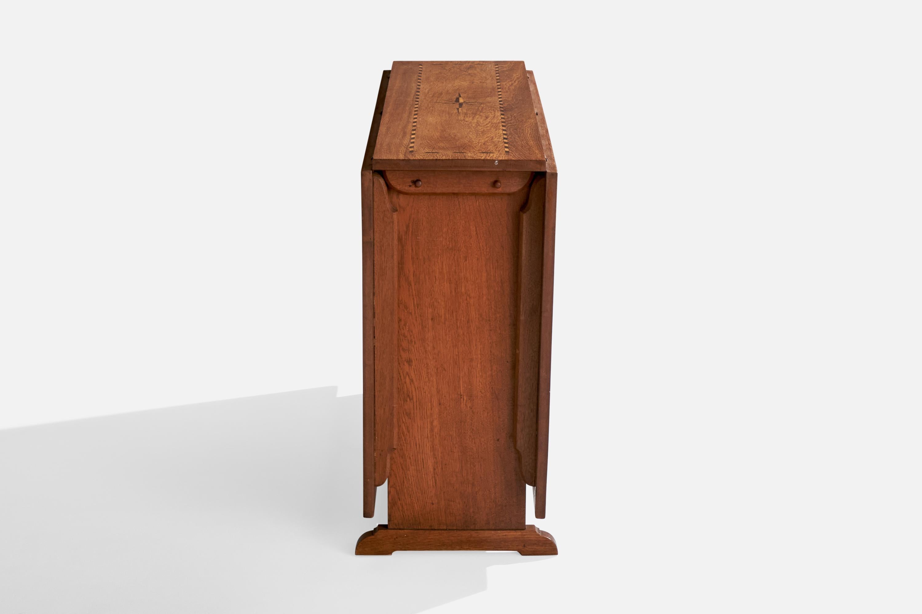 Designer svedese, Tavolo con ante a ribalta, Oak, Svezia, anni '40 in vendita 2