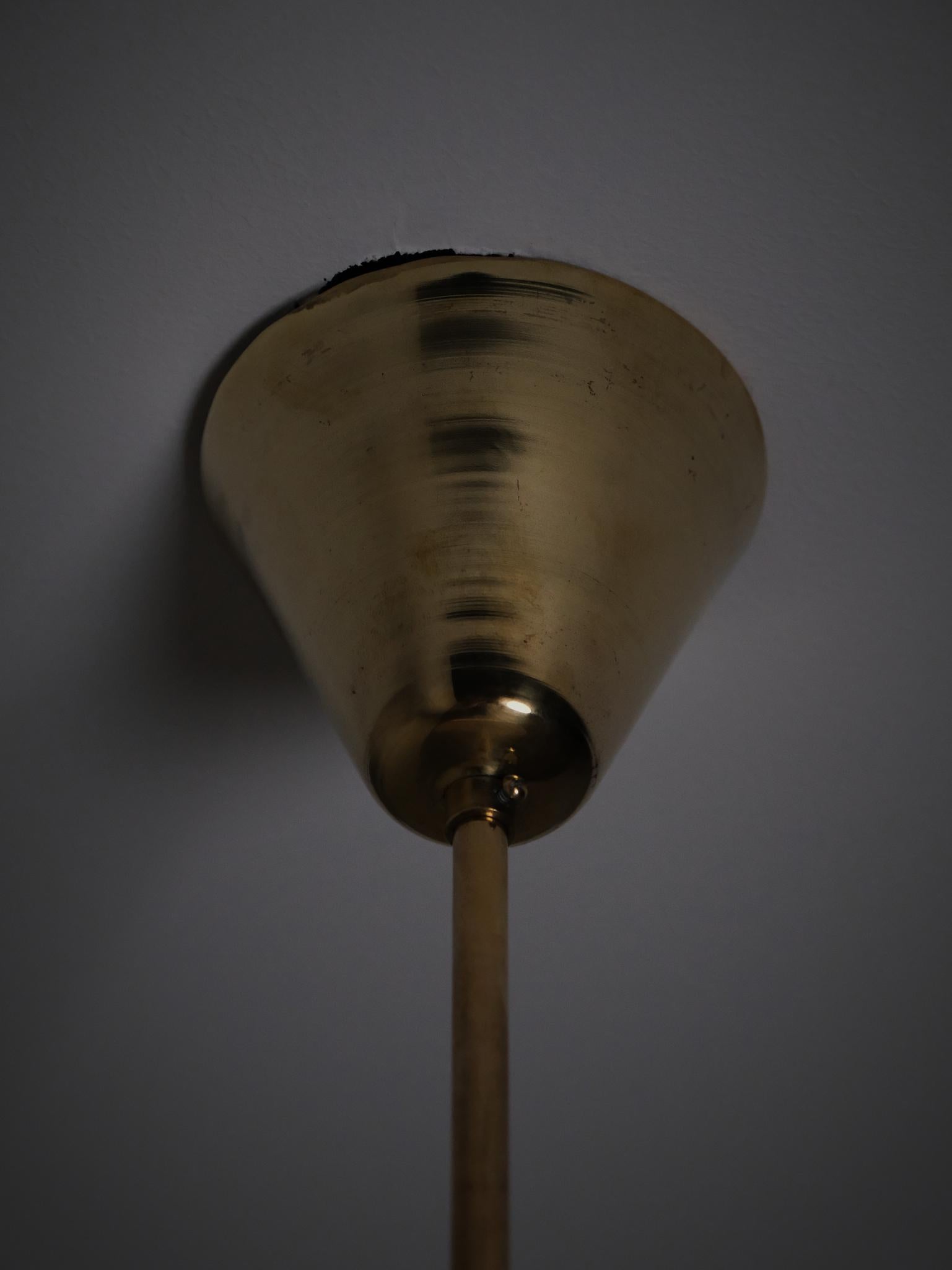 Swedish designer fabric and brass ceiling lamp, 1940s For Sale 5