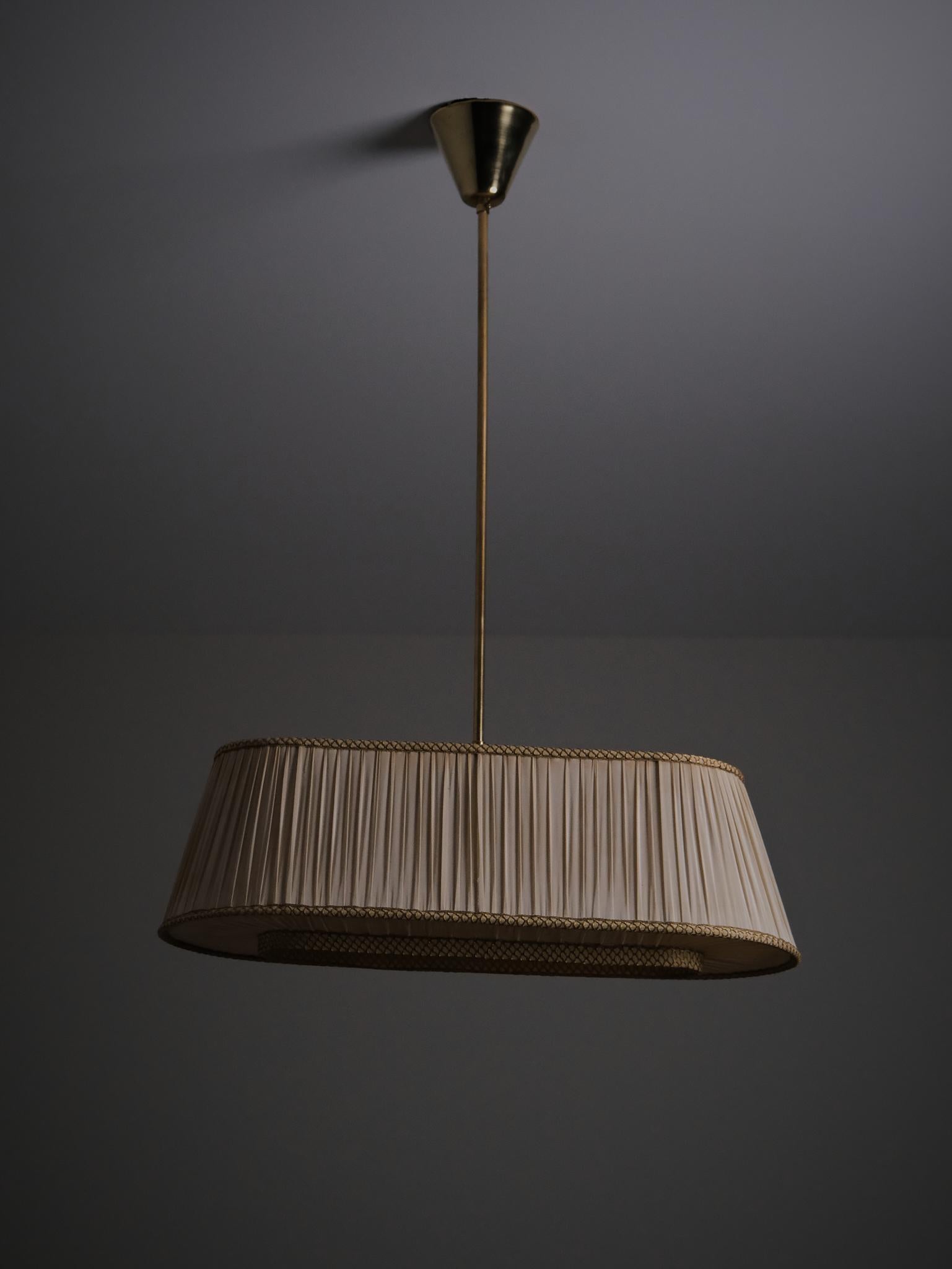 Swedish designer fabric and brass ceiling lamp, 1940s For Sale 1