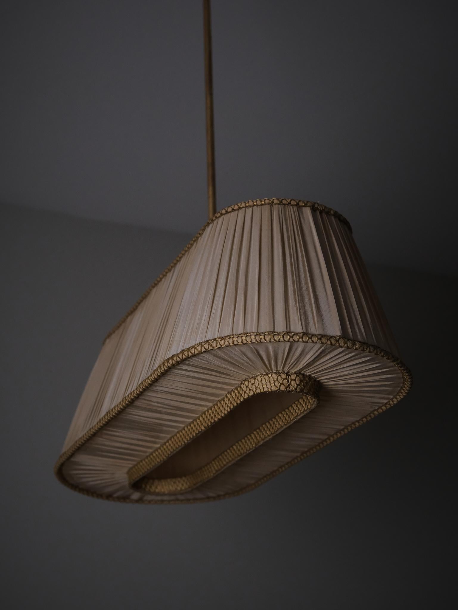 Swedish designer fabric and brass ceiling lamp, 1940s For Sale 3