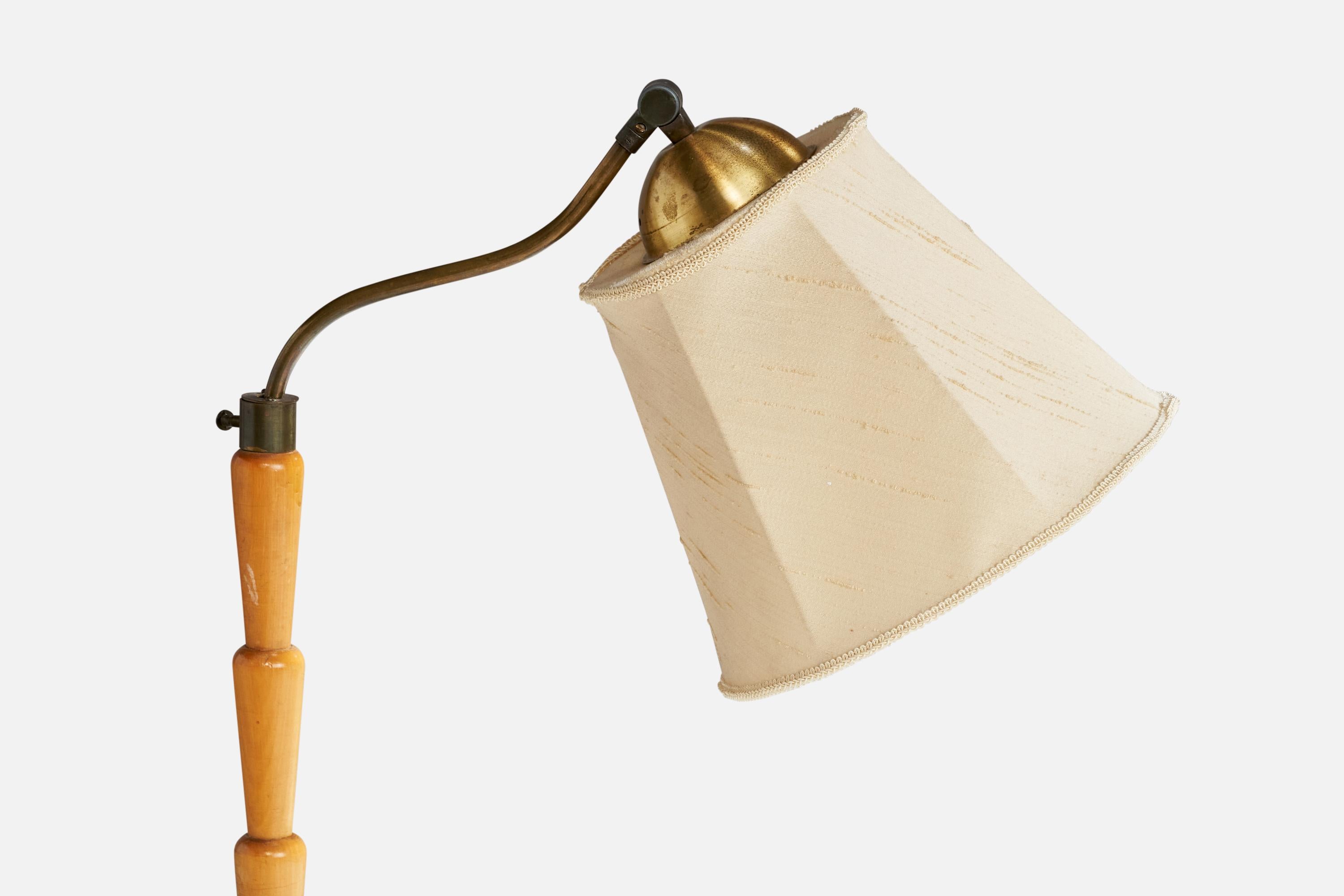 Schwedische Designerin, Stehlampe, Birke, Messing, Stoff, Schweden, 1930er Jahre im Zustand „Relativ gut“ im Angebot in High Point, NC