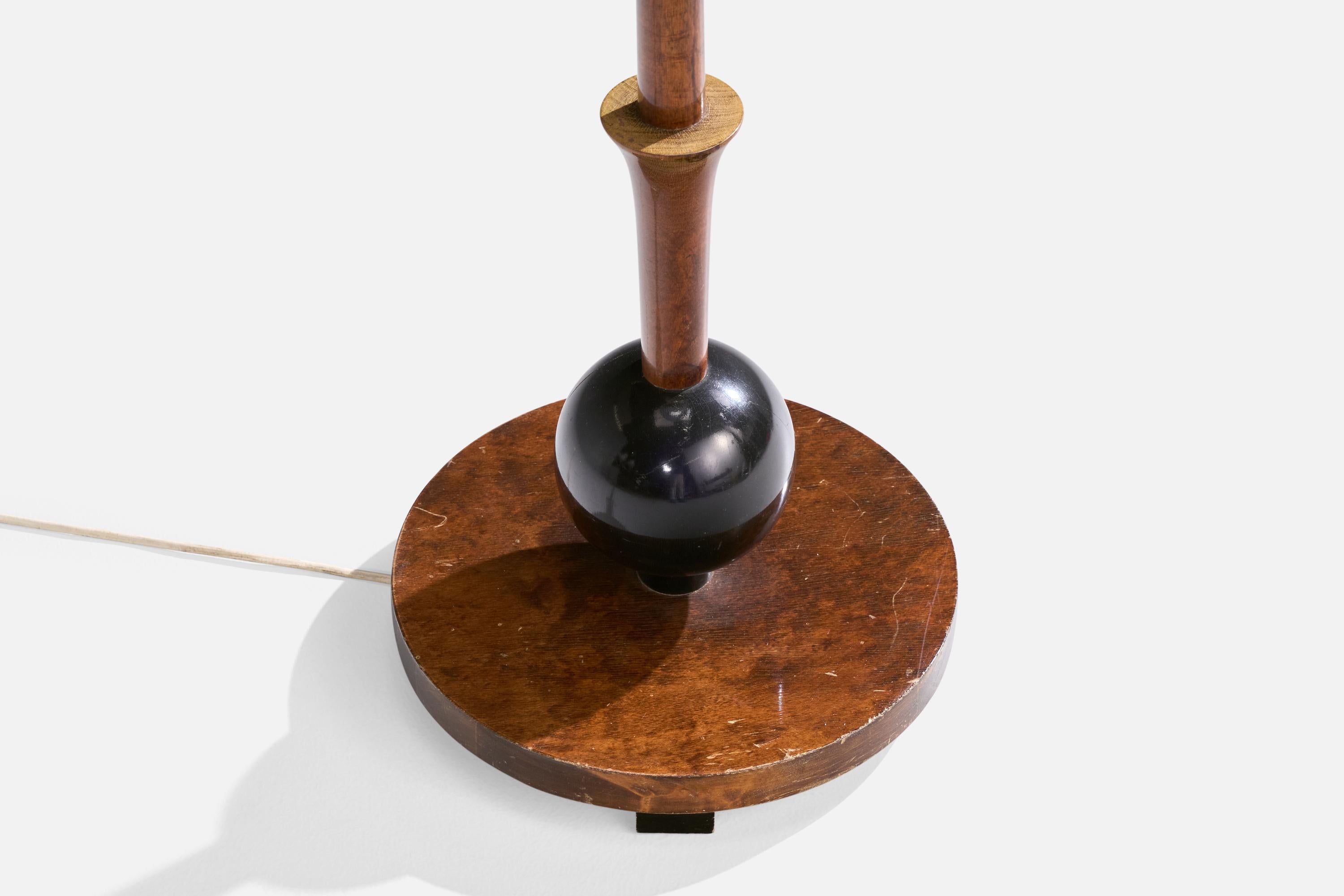 Milieu du XXe siècle Designer suédois, lampadaire, bouleau, tissu, Suède, années 1930 en vente