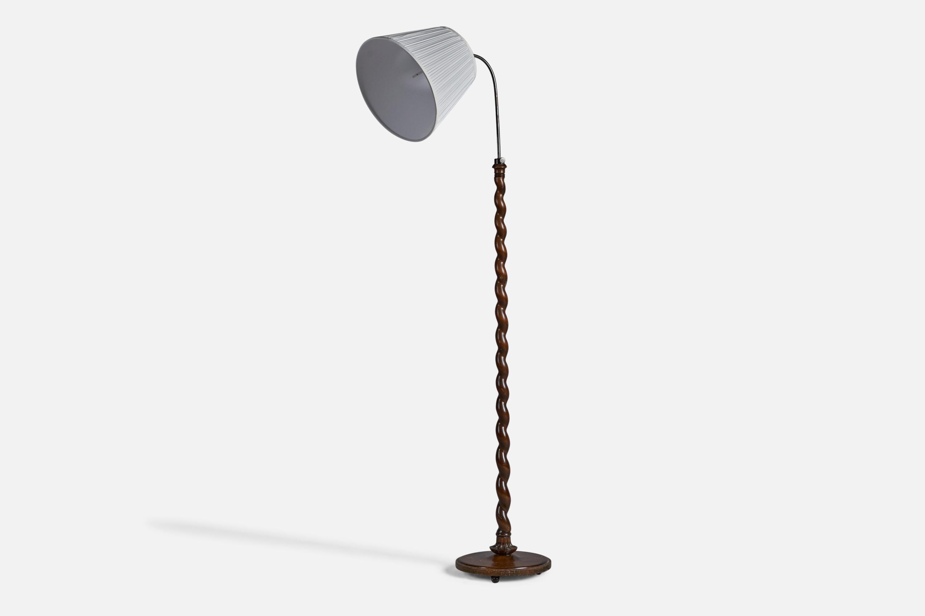 An adjustable metal, birch and fabric floor lamp, designed and produced in Sweden, 1930s.

Overall Dimensions (inches): 66.5