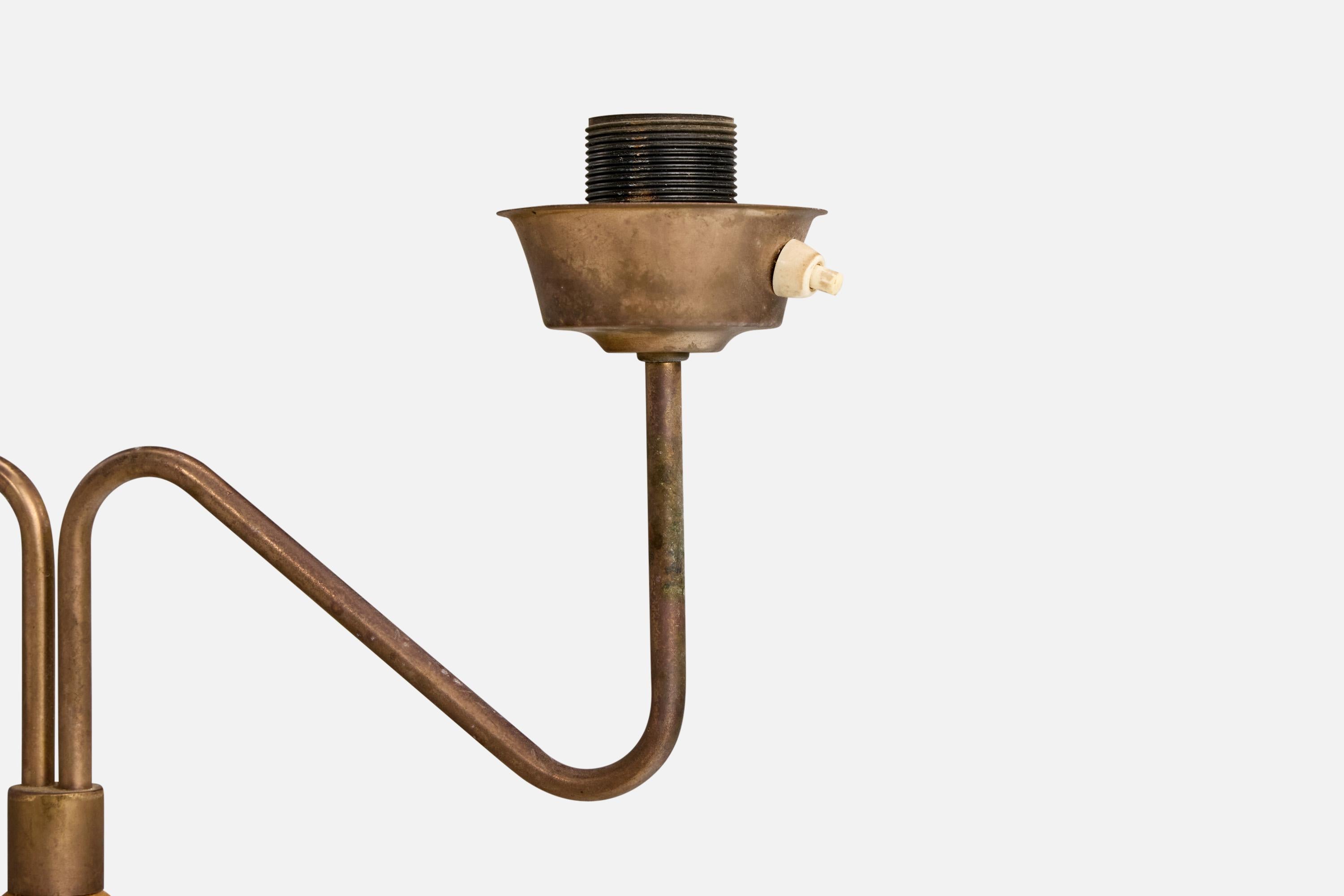Schwedische Designerin, Stehlampe, Messing, Ulme, Stoff, Schweden, 1940er Jahre (Mitte des 20. Jahrhunderts) im Angebot