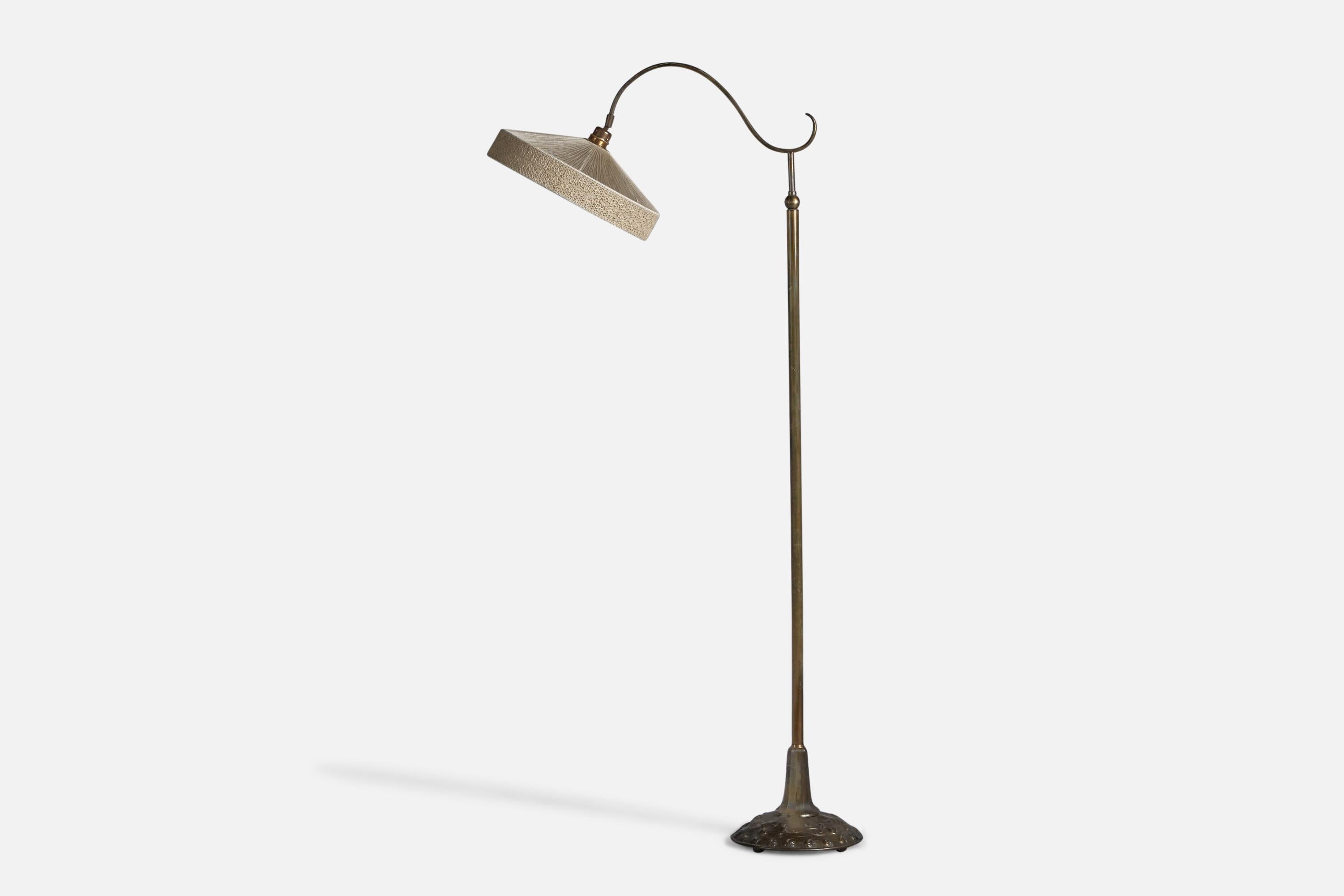 A brass and beige string fabric floor lamp, designed and produced in Sweden, 1930s.

Overall Dimensions (inches): 61.5