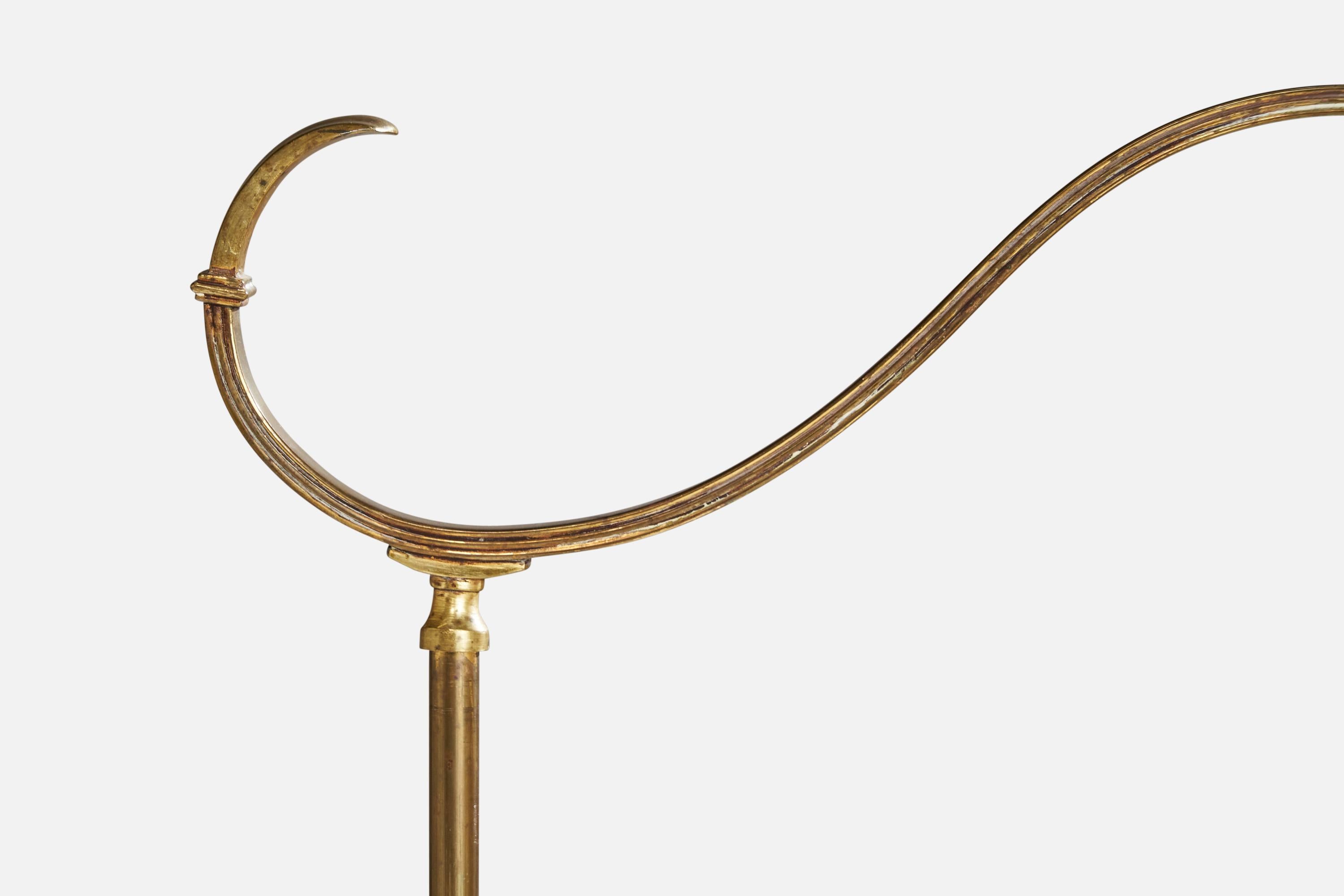 Metà XX secolo Lampada da terra di design svedese, ottone, tessuto, Svezia, anni '1930 in vendita