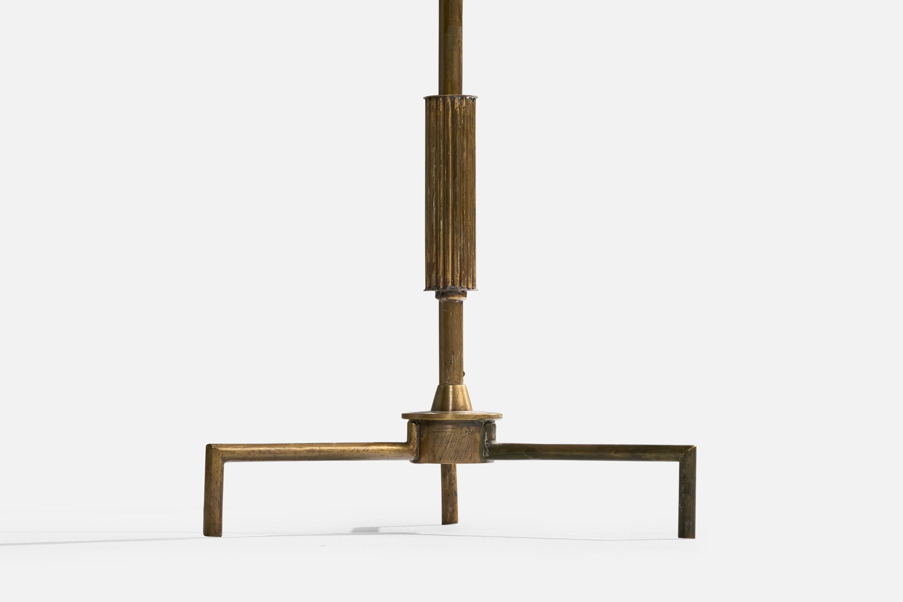 Ottone Lampada da terra di design svedese, ottone, tessuto, Svezia, anni '1930 in vendita