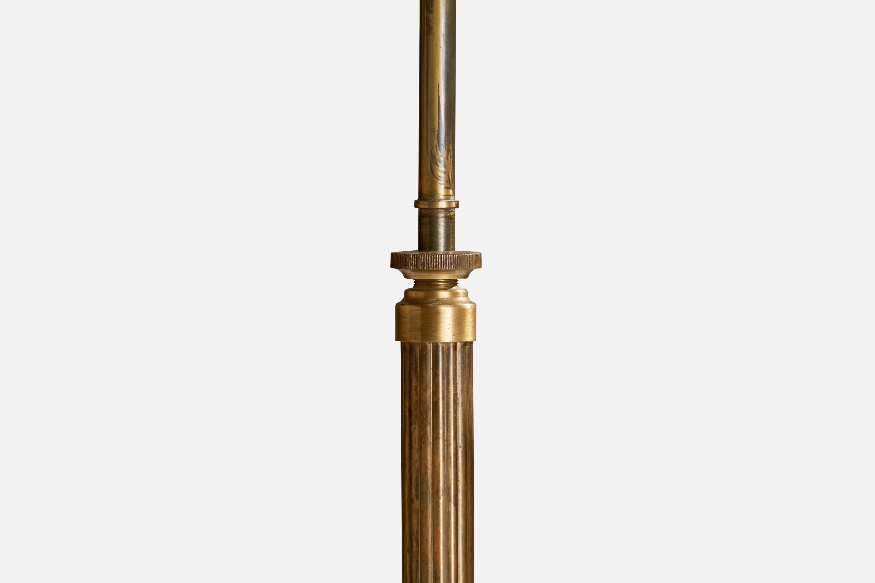 Ottone Lampada da terra di design svedese, ottone, tessuto, Svezia, anni '1930 in vendita