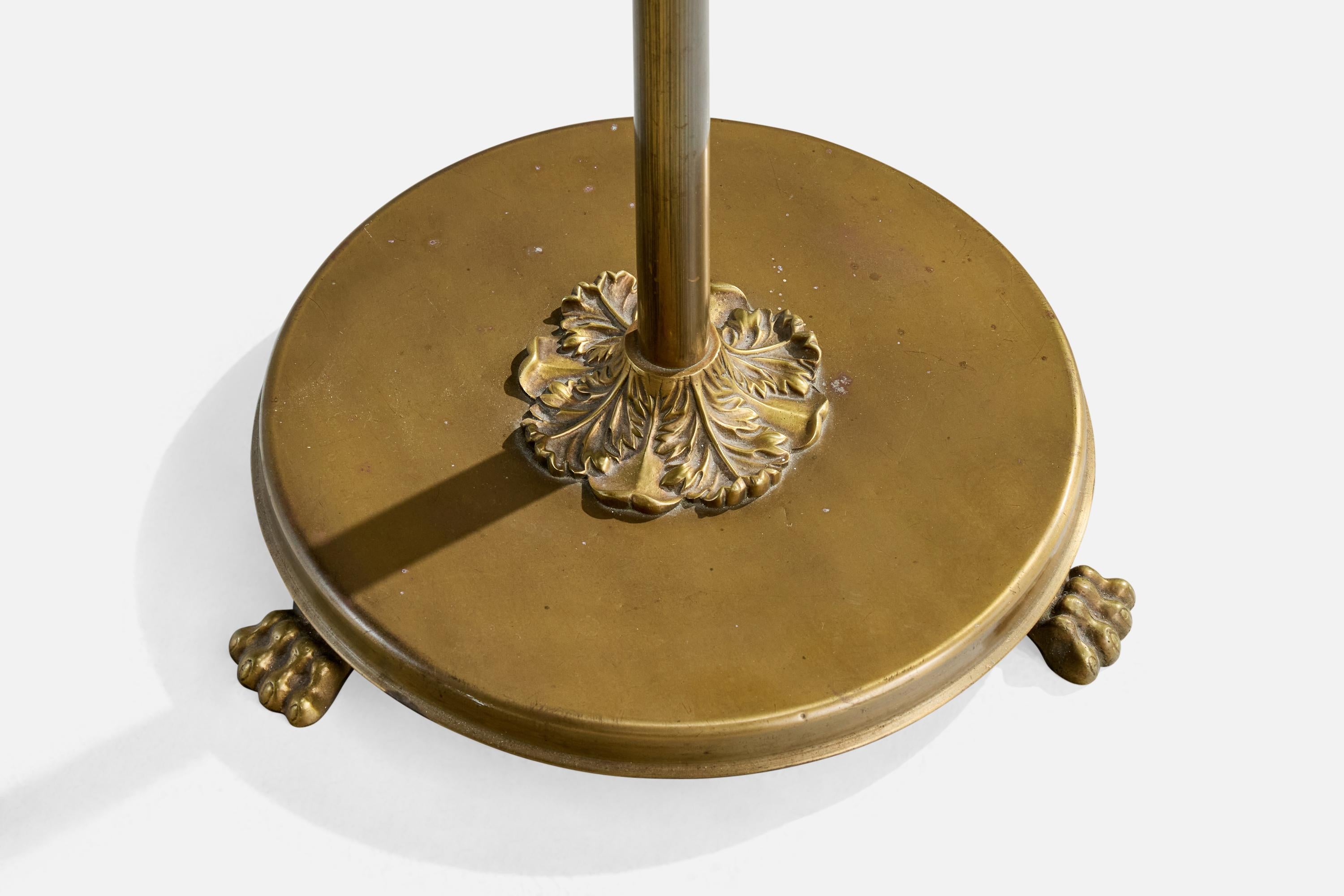 Schwedische Designerin, Stehlampe, Messing, Stoff, Schweden, 1930er Jahre im Angebot 3