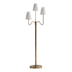 Lampada da terra di design svedese, ottone, tessuto, Svezia, anni '1930