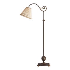 Créateur suédois, lampadaire, laiton, tissu, Suède, années 1930
