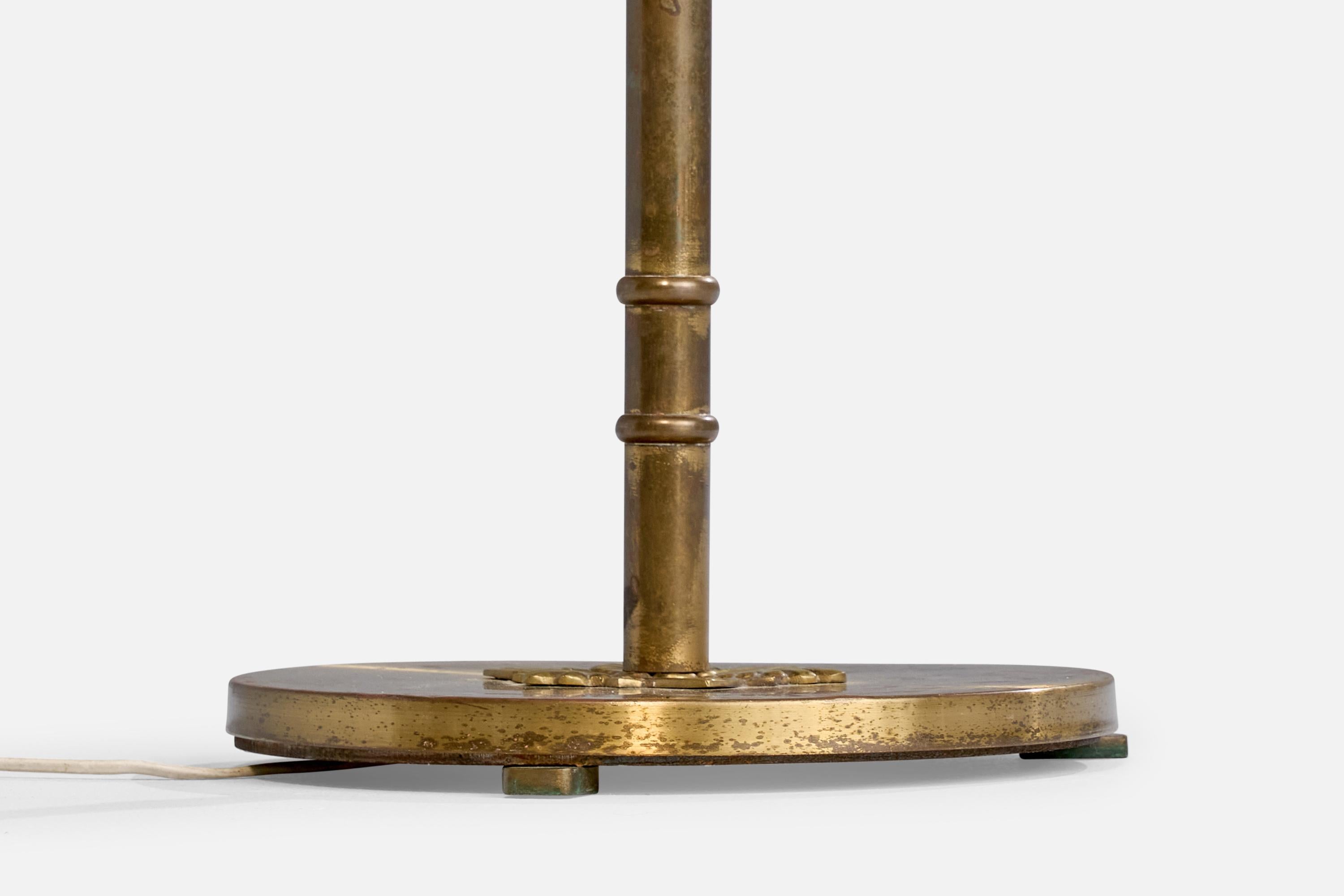 Lampada da terra di design svedese, ottone, tessuto, Svezia, anni '40 in vendita 4