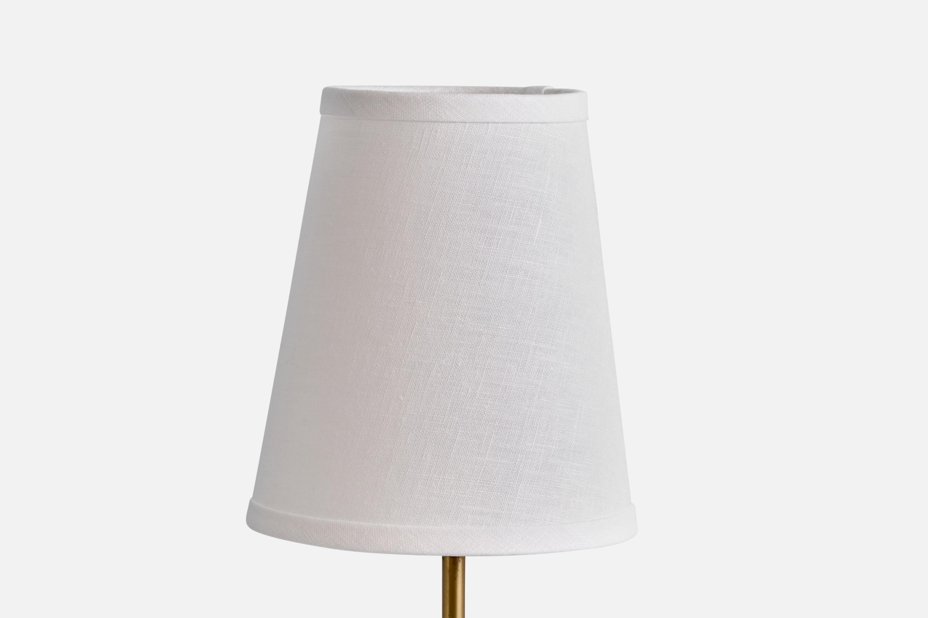 Metà XX secolo Lampada da terra di design svedese, ottone, tessuto, Svezia, anni '40 in vendita