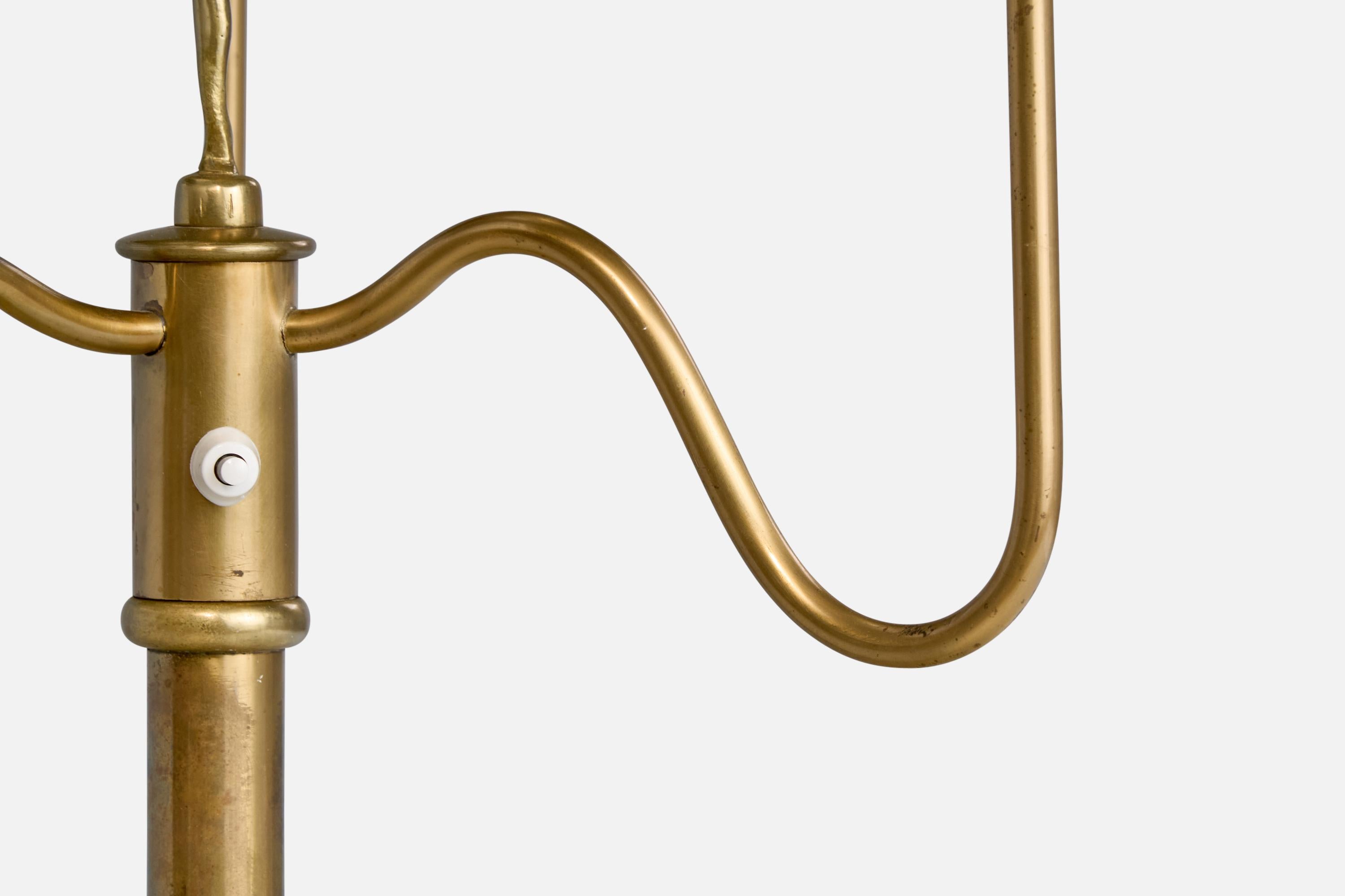 Ottone Lampada da terra di design svedese, ottone, tessuto, Svezia, anni '40 in vendita