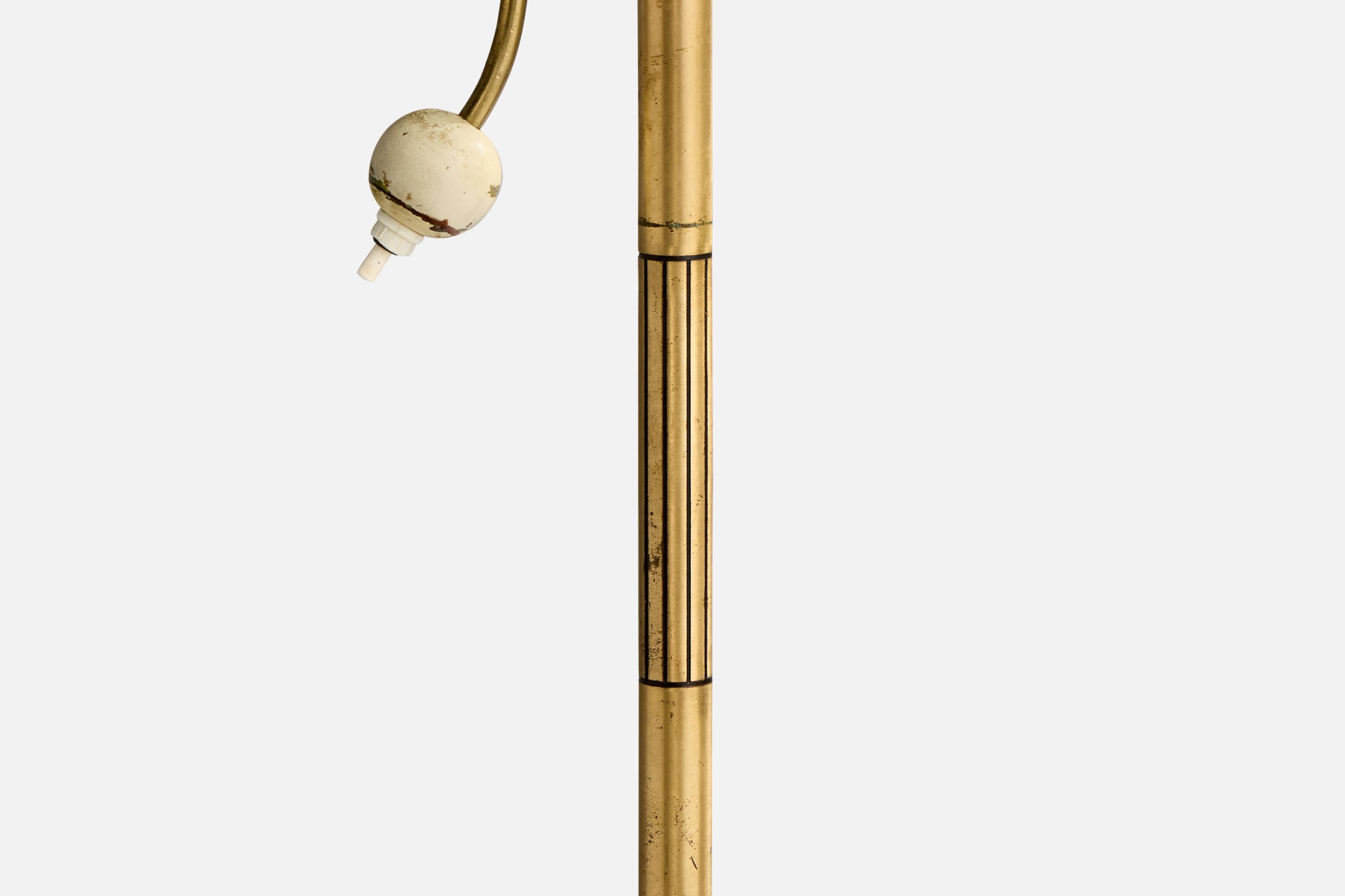 Schwedische Designerin, Stehlampe, Messing, Stoff, Schweden, 1940er Jahre im Angebot 2