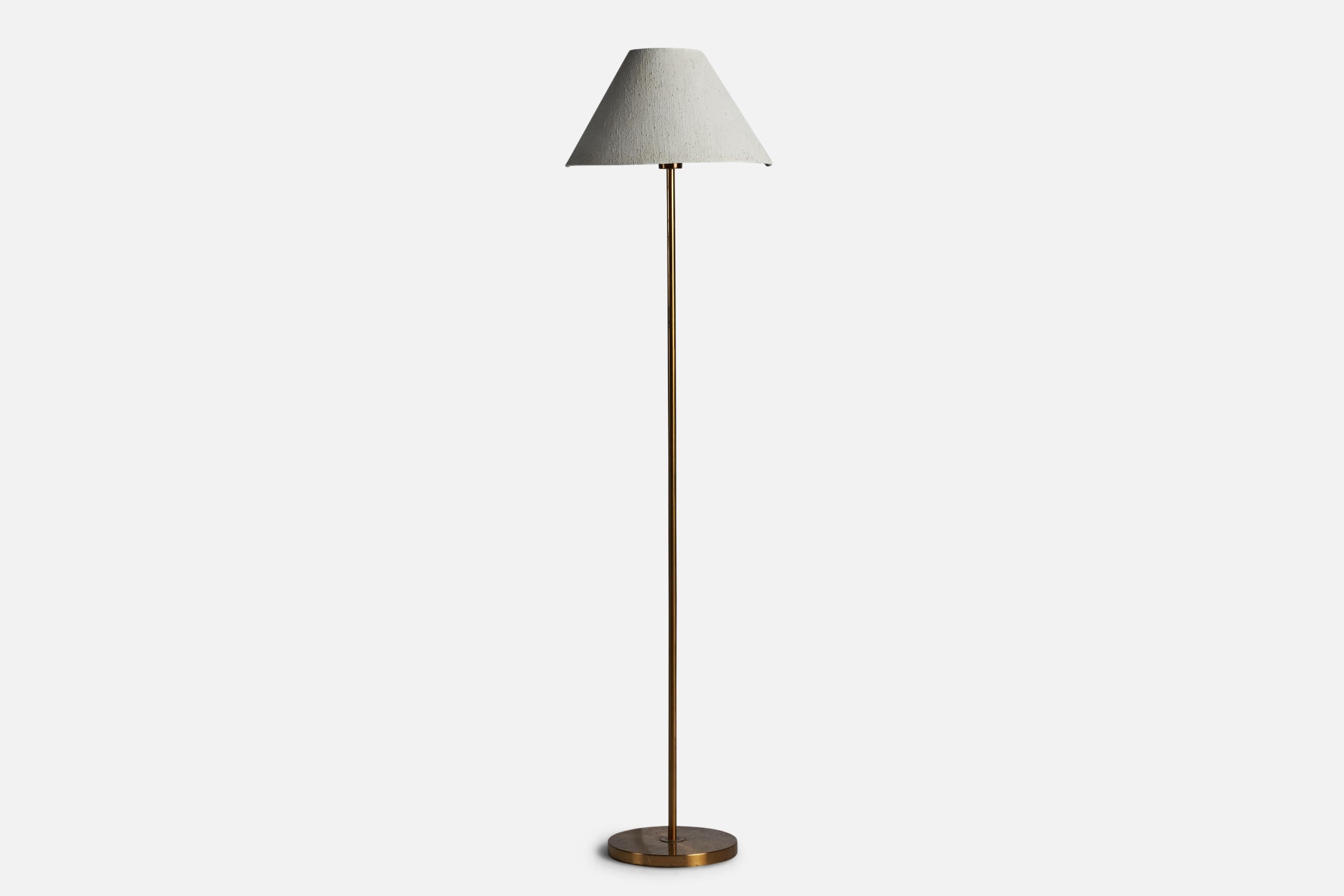 A brass and white fabric floor lamp designed and produced in Sweden, 1950s.

Overall Dimensions (inches): 58.5” H x 14.5” W x 9.5” D
Bulb Specifications: E-26 Bulb
Number of Sockets: 1
All lighting will be converted for US usage. We are unable to