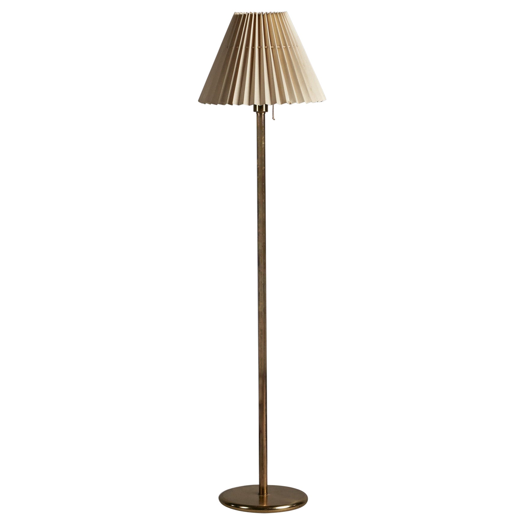 Créateur suédois, lampadaire, laiton, tissu, Suède, années 1950