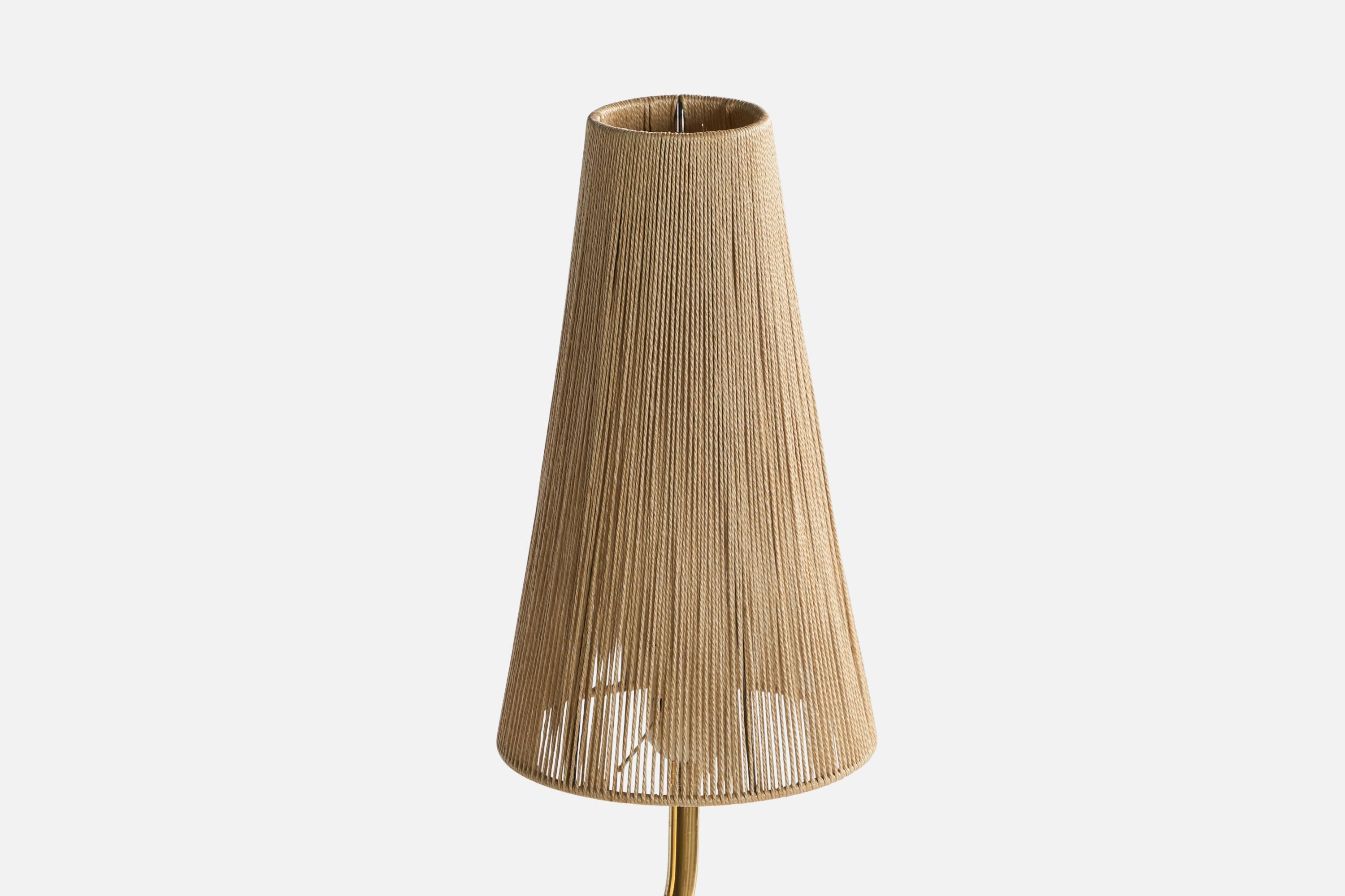 Designer suédois, lampadaire, laiton, tissu, Suède, années 1960 Bon état - En vente à High Point, NC