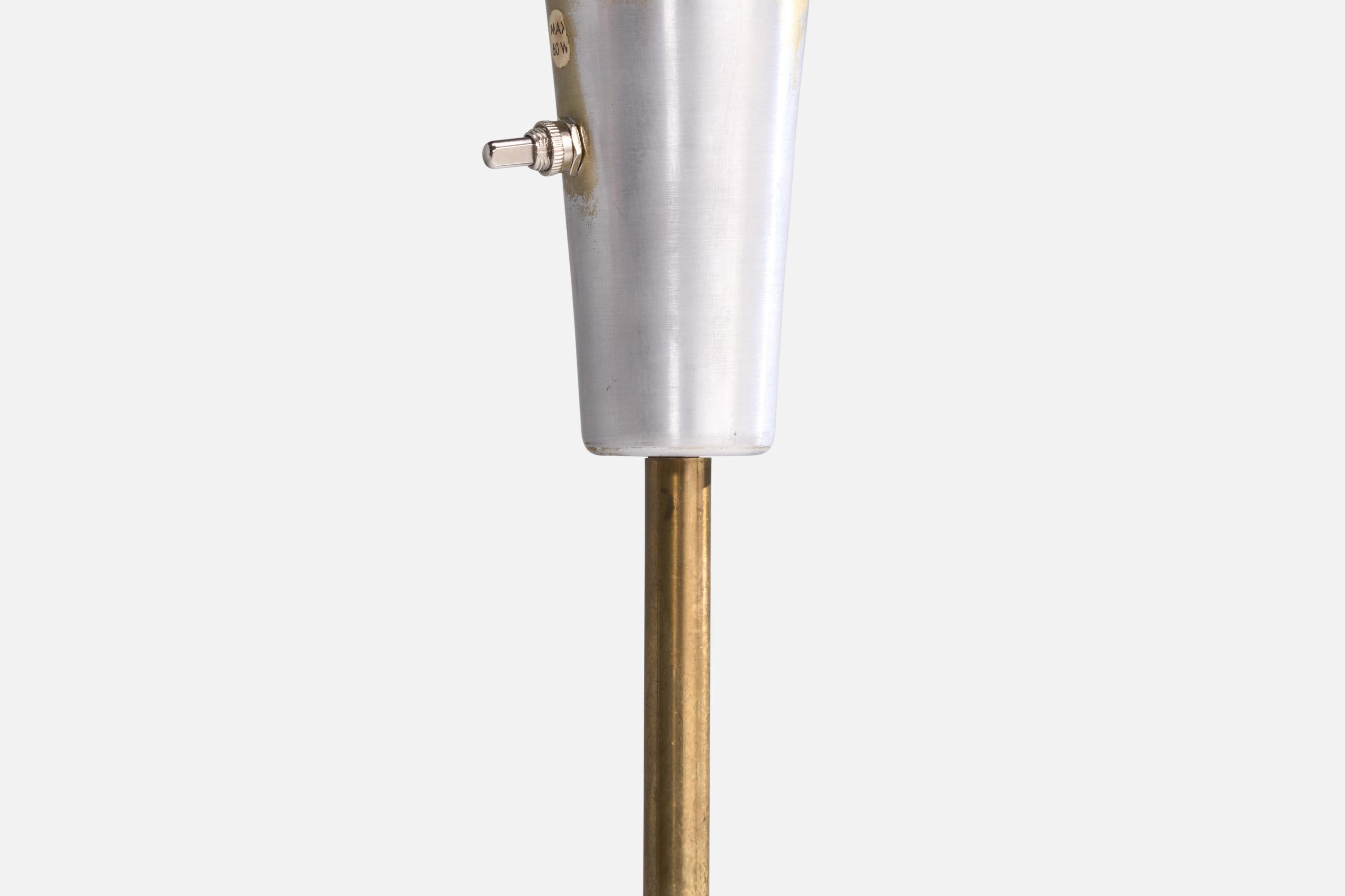 Laiton Designer suédois, lampadaire, laiton, tissu, Suède, années 1960 en vente