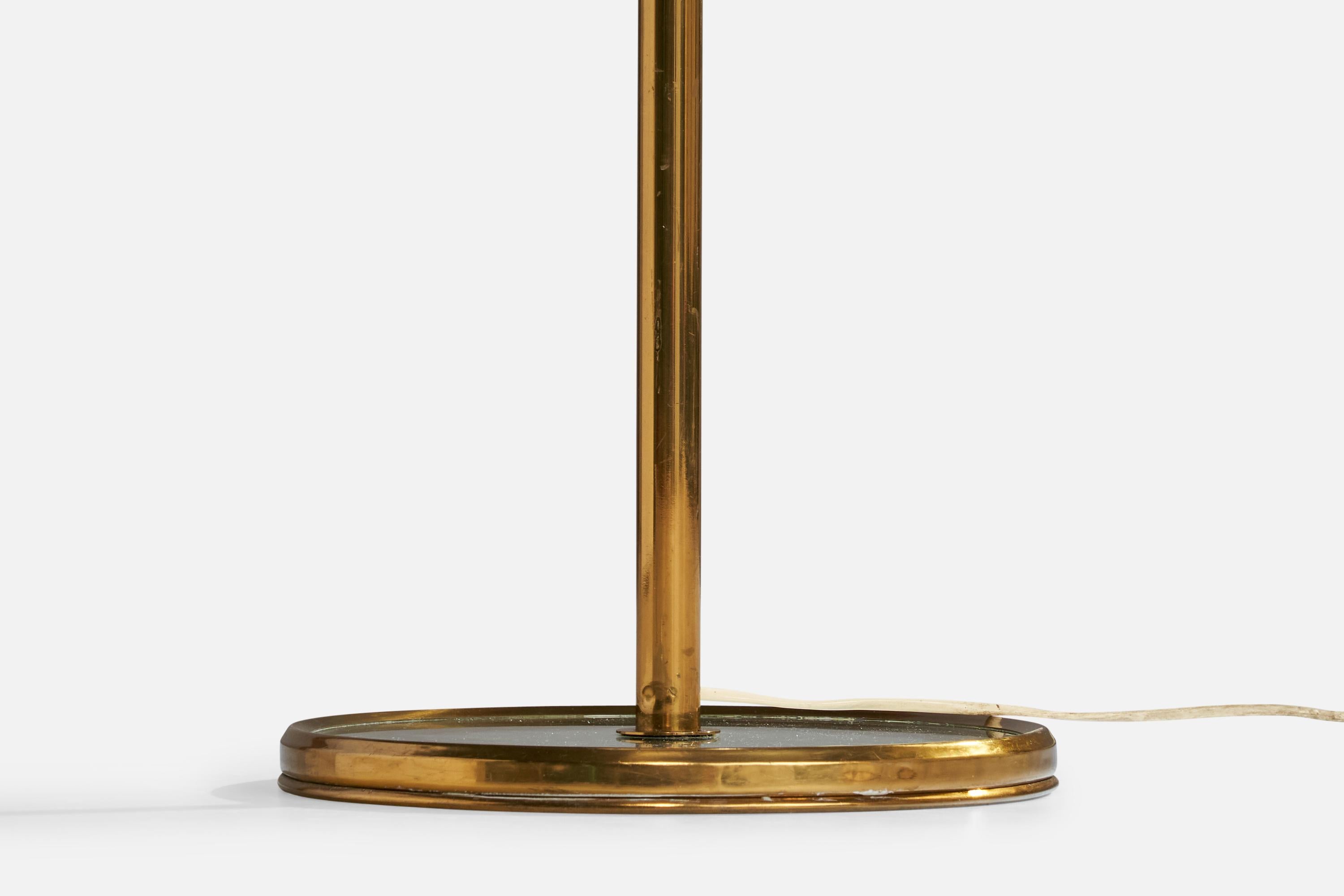 Designer suédois, lampadaire, laiton, verre, tissu, Suède, années 1940 en vente 1