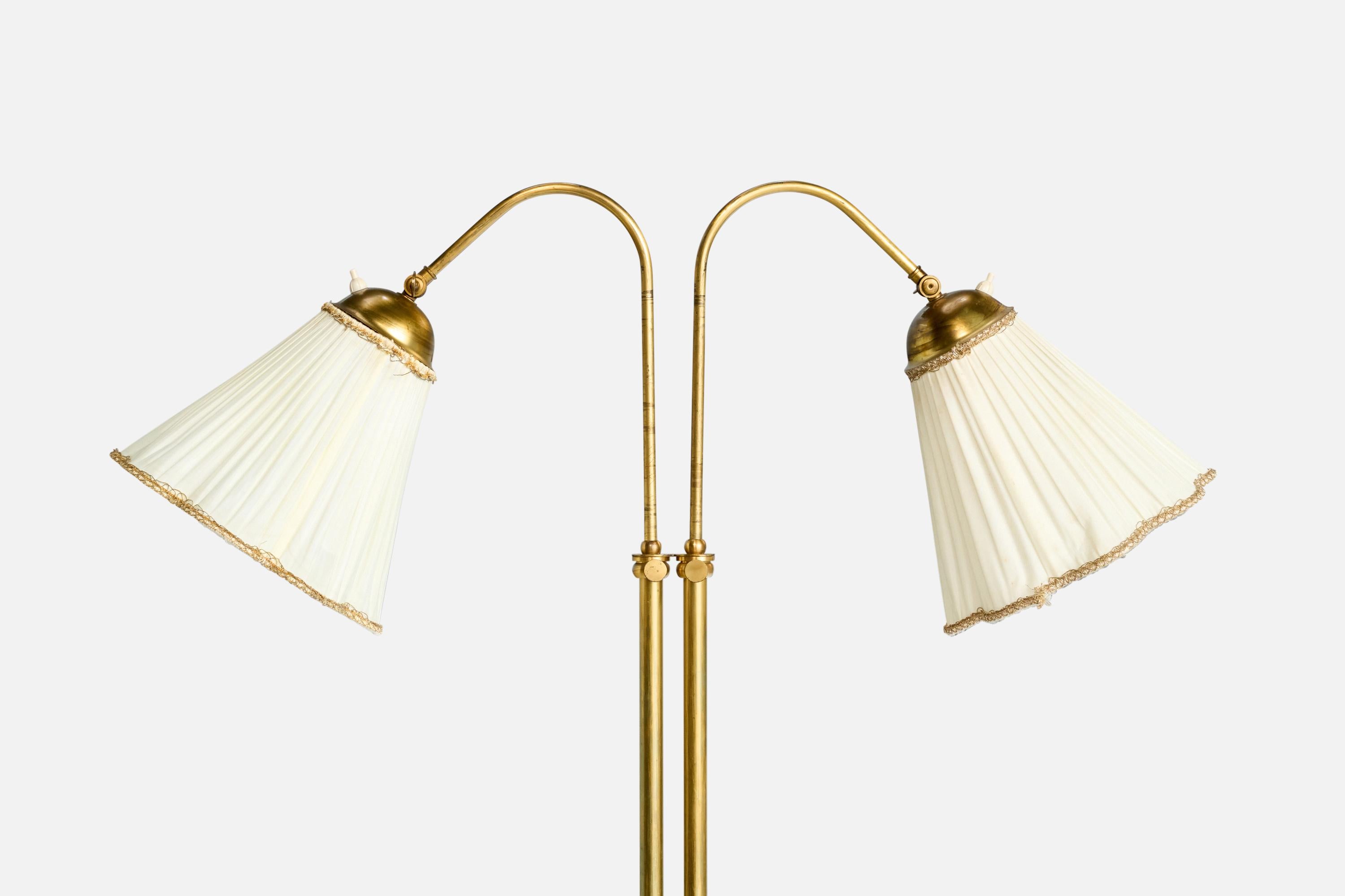 Scandinave moderne Designer suédois, lampadaire, laiton, marbre, tissu, Suède, années 1930 en vente