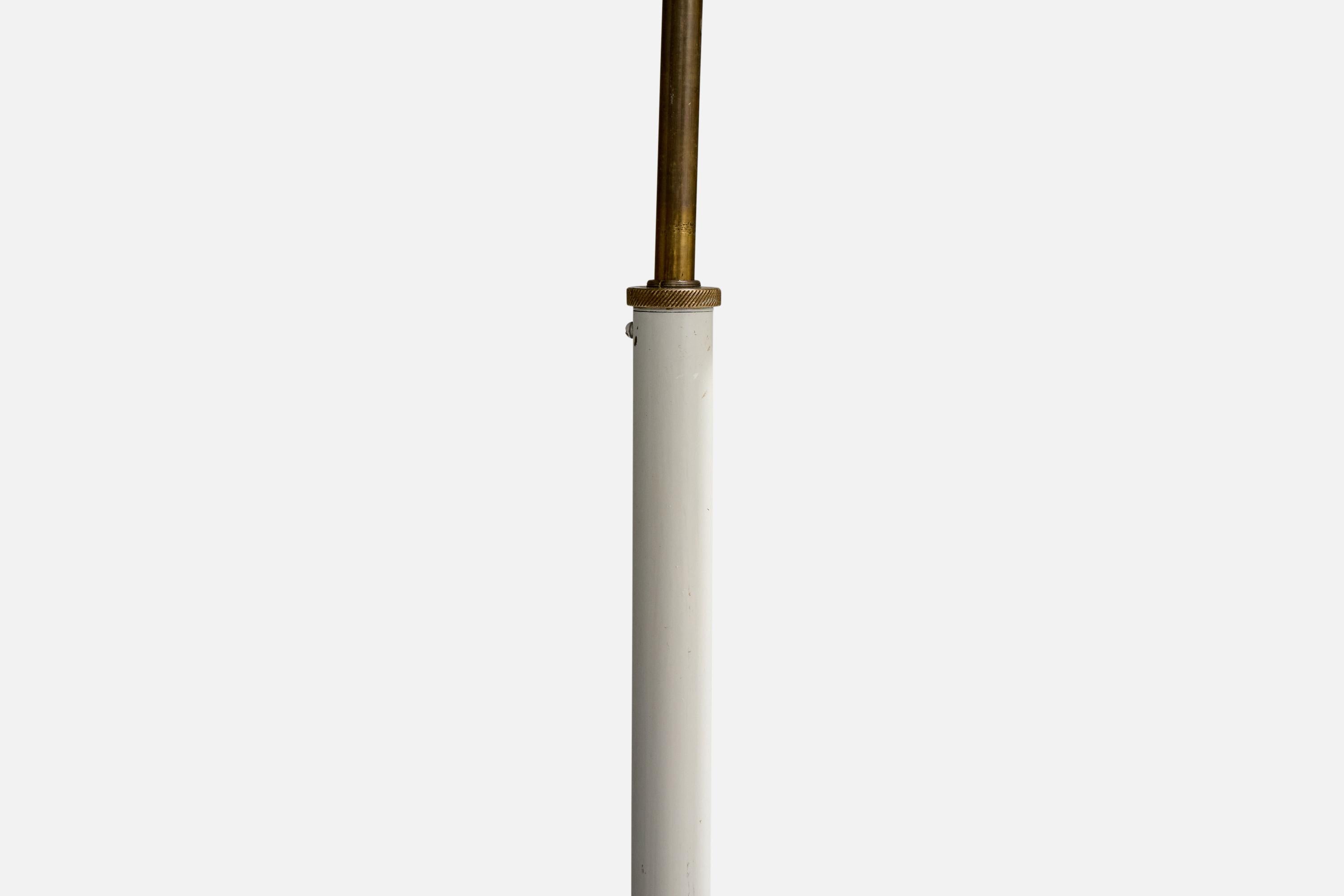 Lampadaire de designer suédois, laiton, métal, tissu, Suède, années 1950 en vente 1