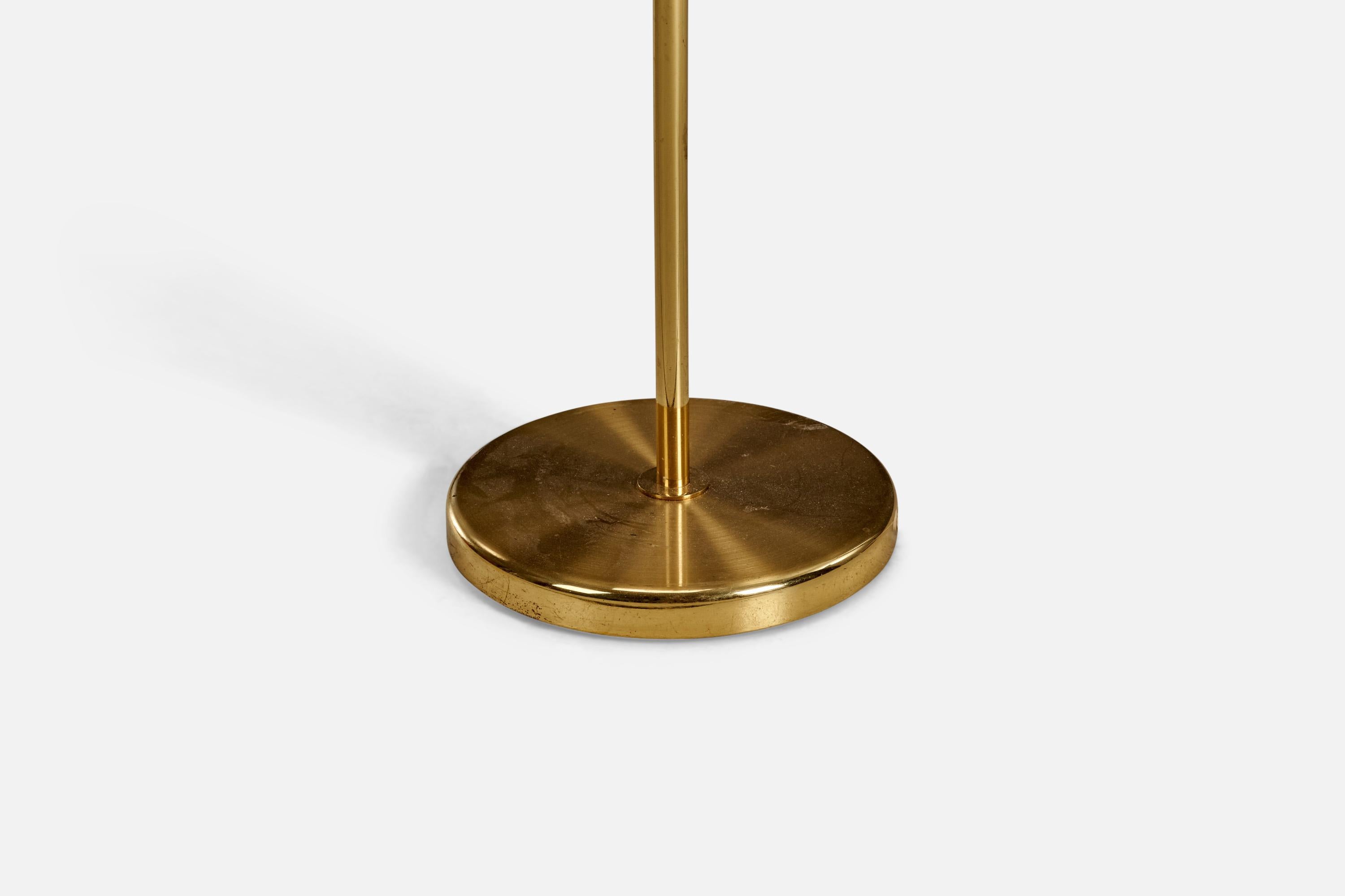 Swedish Designer, Floor Lamp, Brass, Moulded Pine Veneer, Sweden, 1970s In Good Condition For Sale In High Point, NC