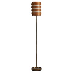 Lampada da terra di design svedese, ottone, carta, pino, Svezia, anni '60
