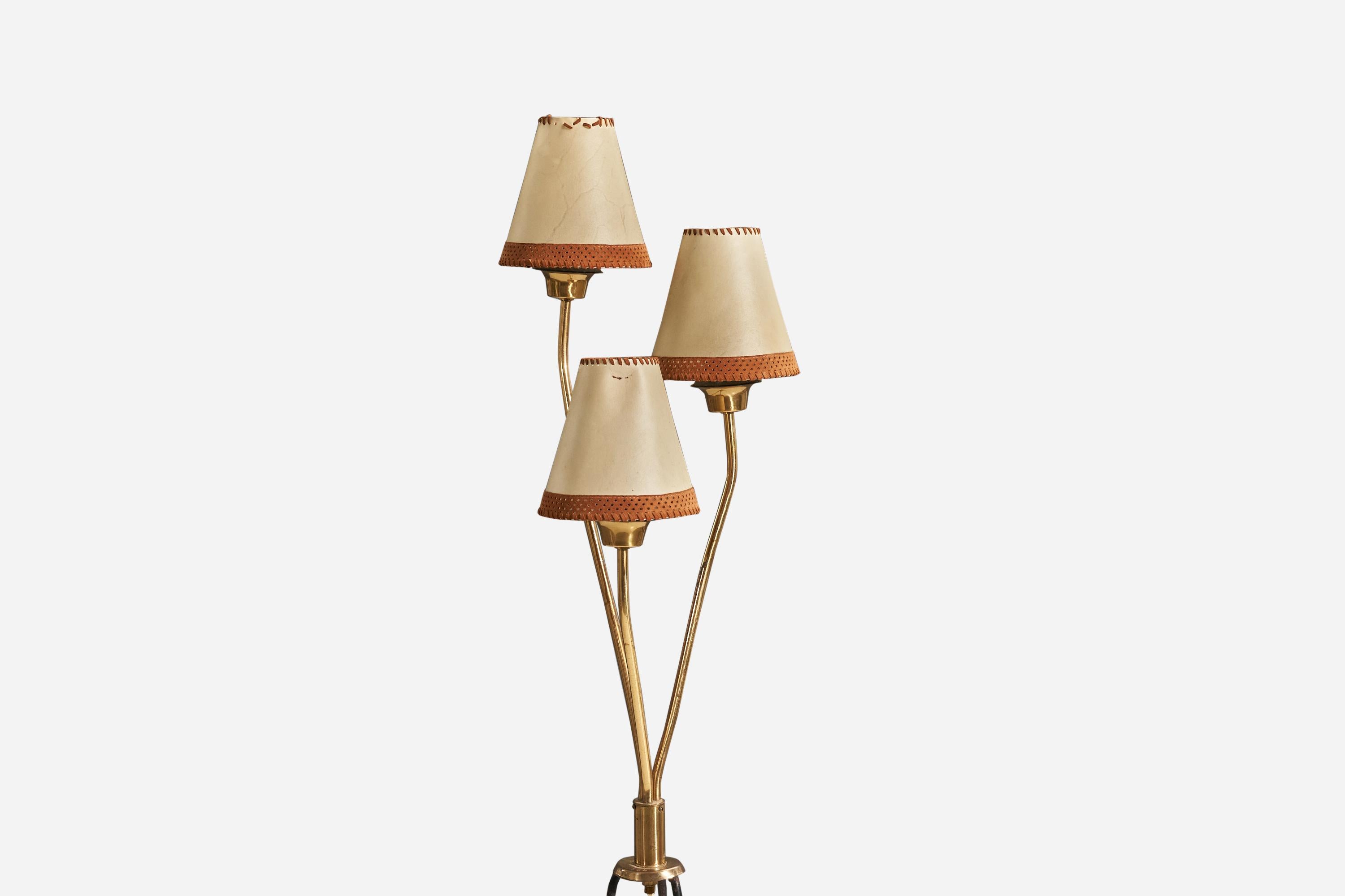 Swedish Designer, Floor Lamp, Brass, Paper, Sweden, 1940s In Good Condition In High Point, NC
